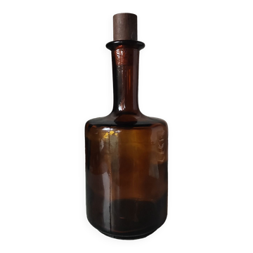 Amber glass bottle