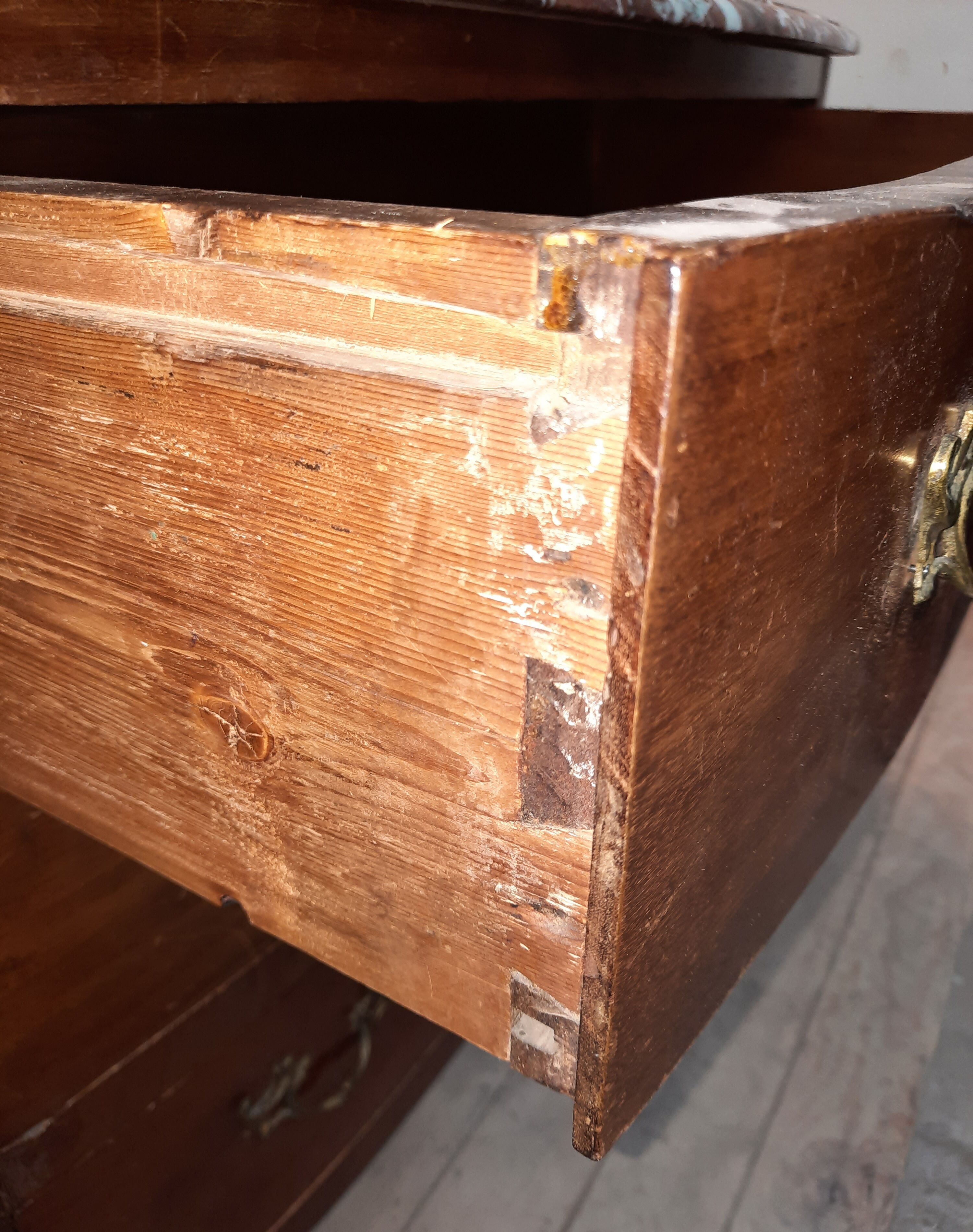 Commode du dix huitième siècle