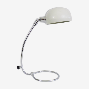 Lampe de bureau lampe de chevet à tête pivotante en métal chromé et abat jour blanc. Année 90