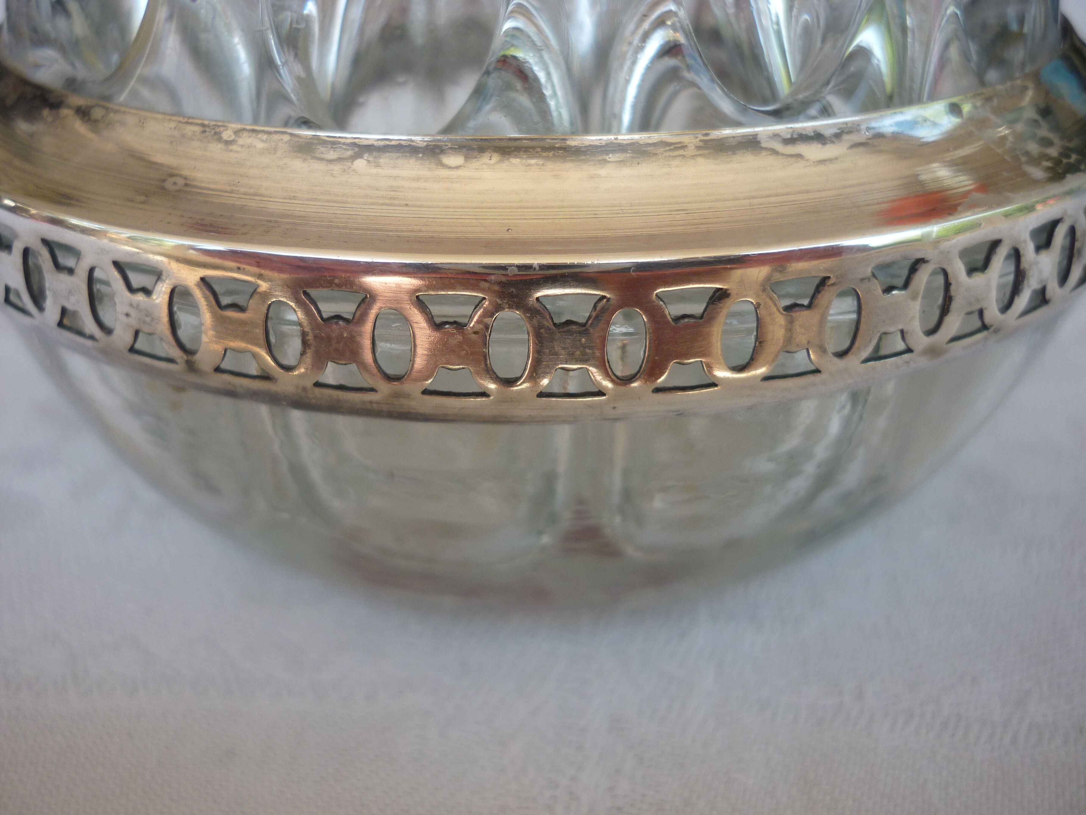 Spades glass flowers silver metal strapping