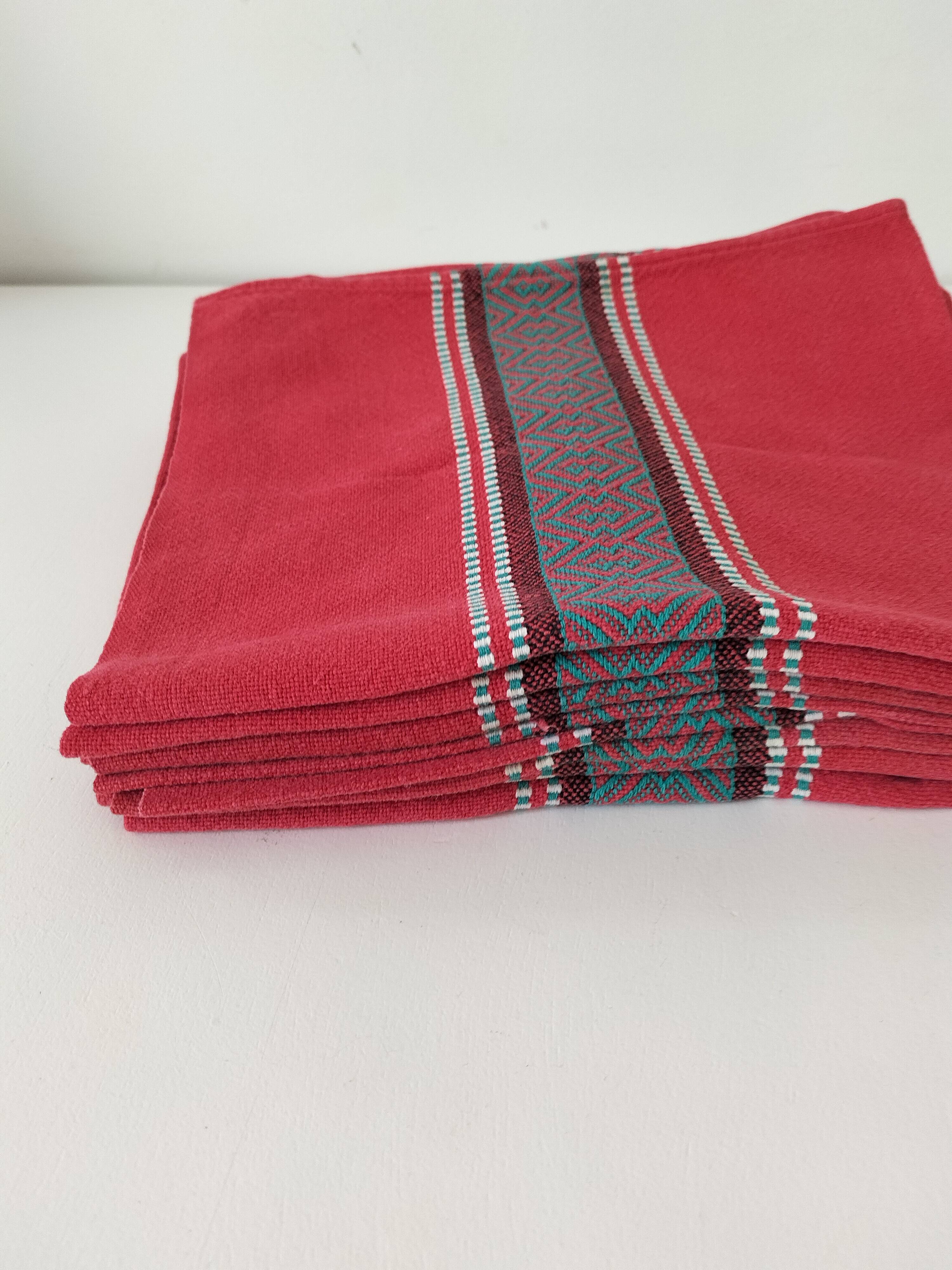 Vintage Basque set: square tablecloth & 7 napkins, 1960s