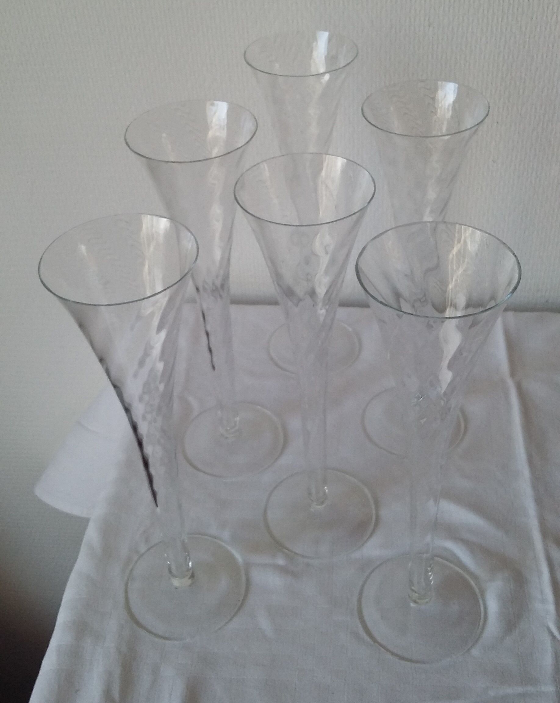 Lot of 6 champagne flutes