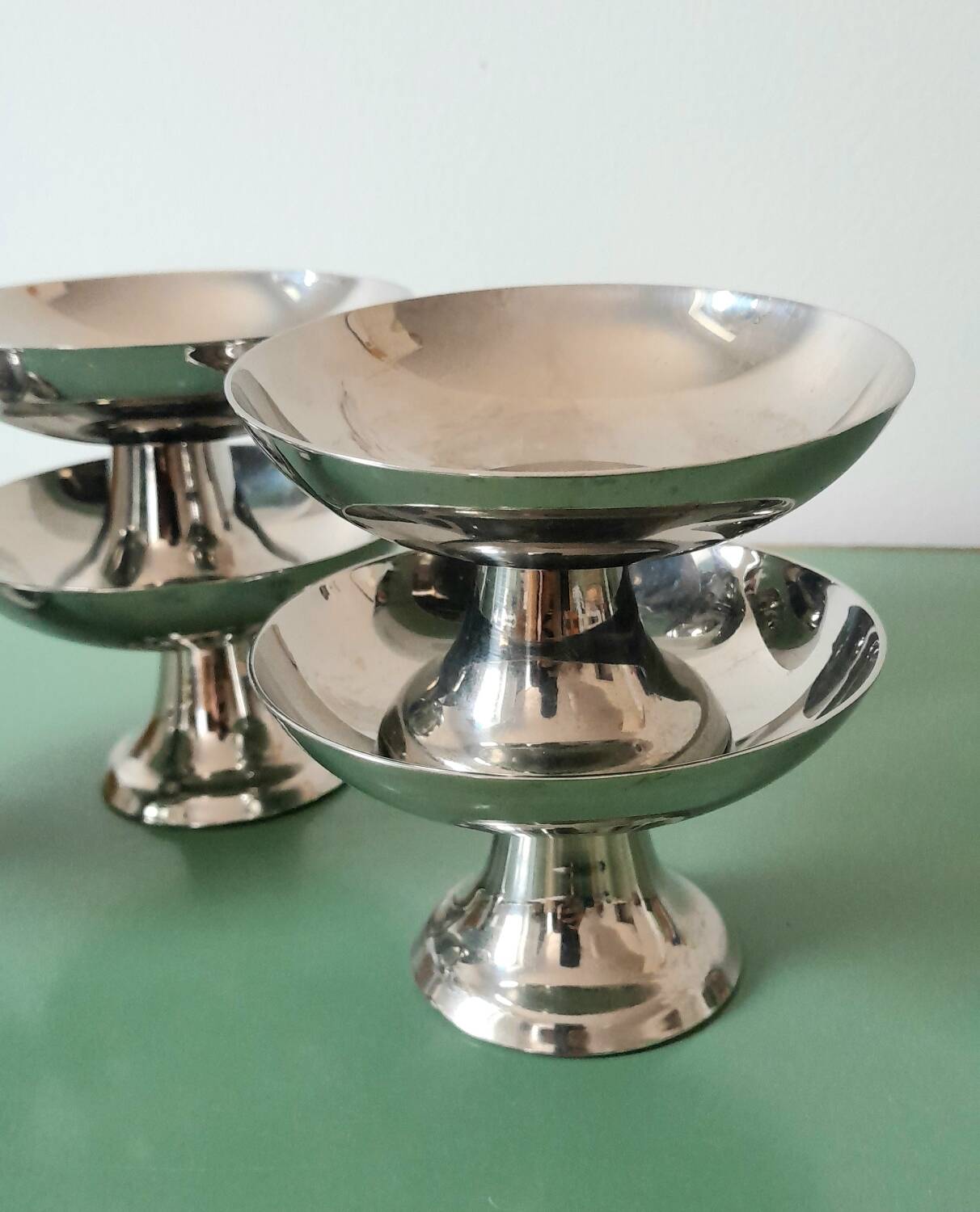 Stainless steel ice cream cups
