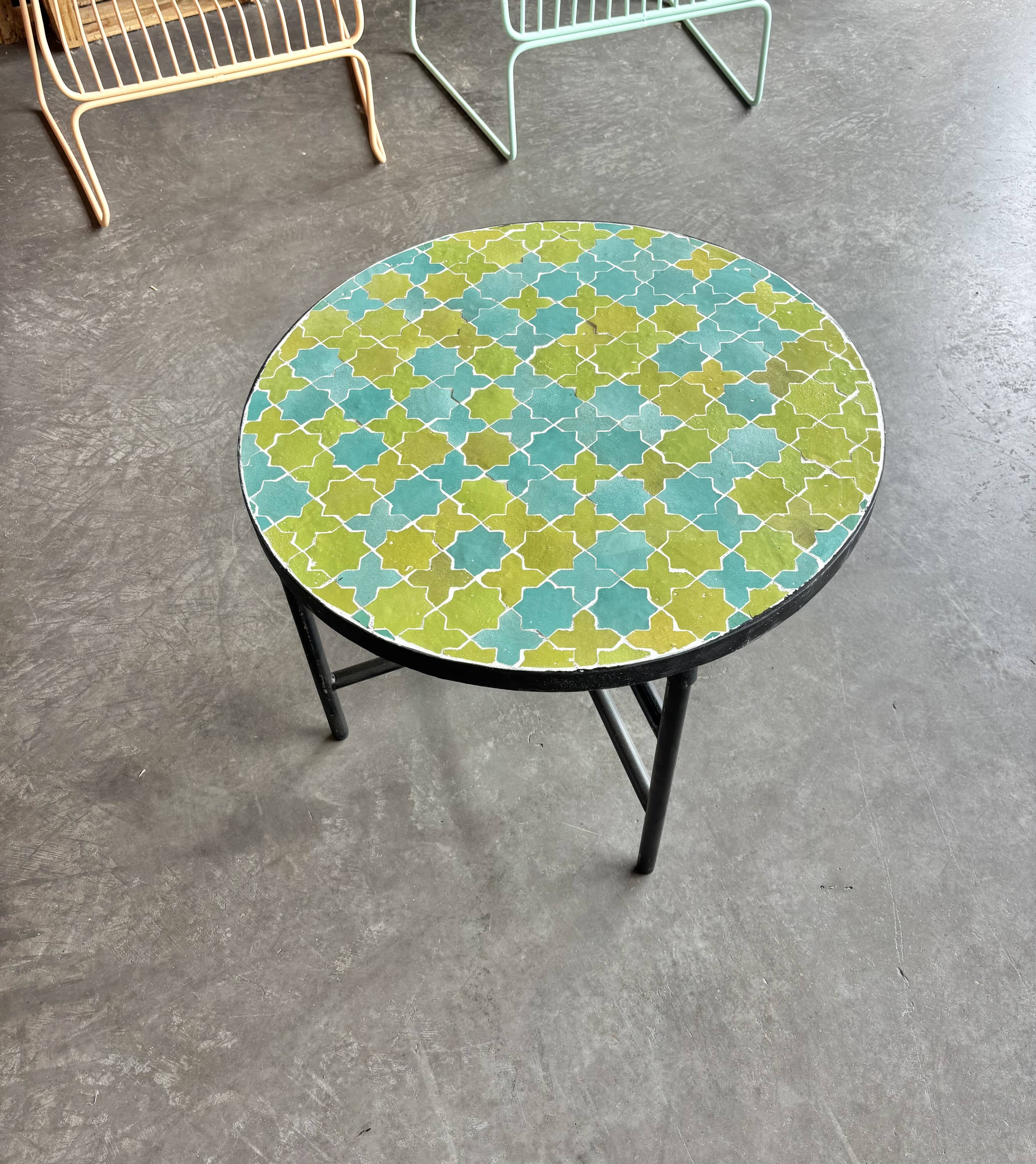 Table basse  ronde en zellige vert et turquoise 60 cm de diamètres