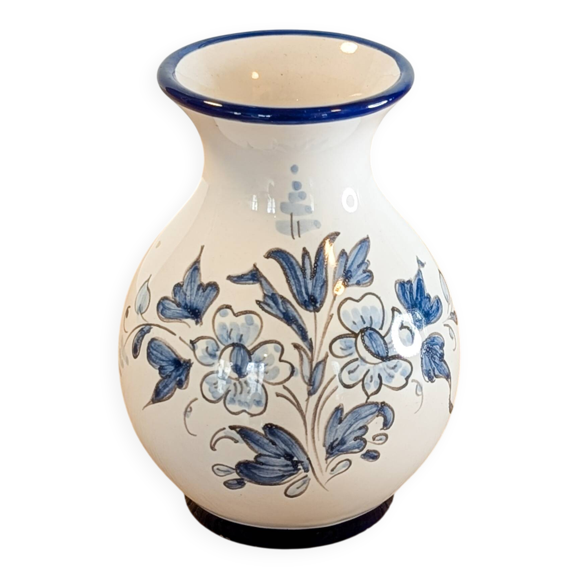 Round vase from the Montagnon Workshop (Manufacture from the end of the world)