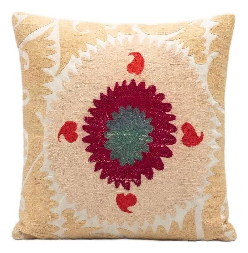 Housse de coussin brodée vintage 61x66 cm