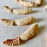 10 fish-shaped knife holders