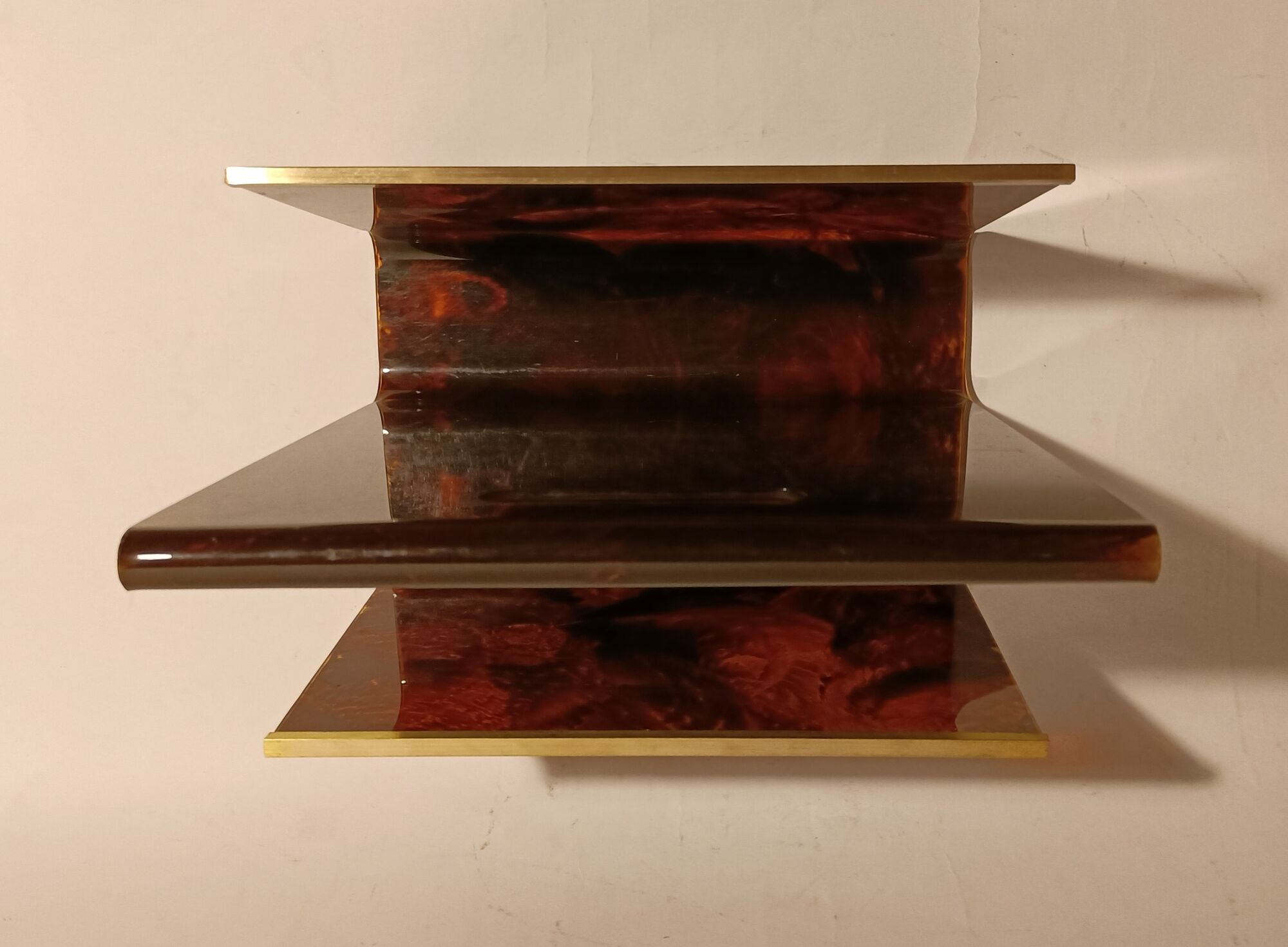 Vintage magazine holder tortoiseshell style & golden brass. Italy 1970