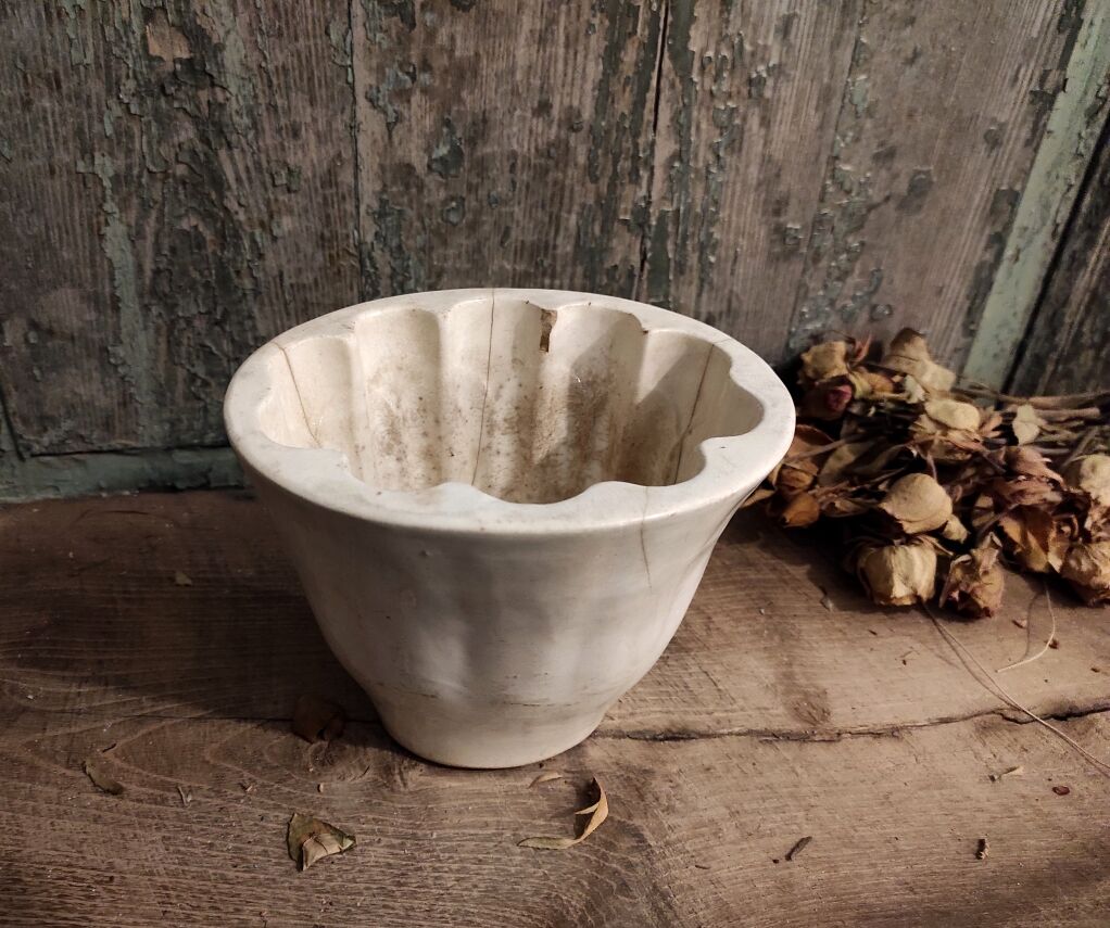 Ironstone vintage english jelly mold