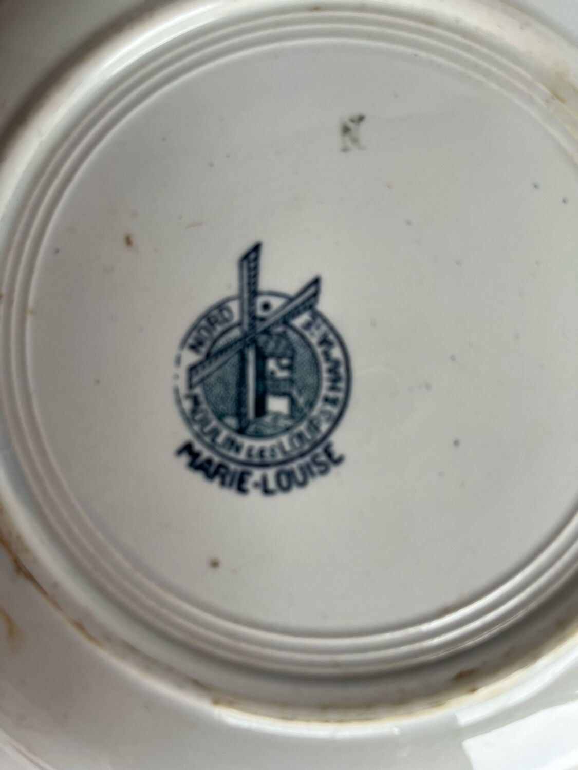 5 hollow plates in iron earth