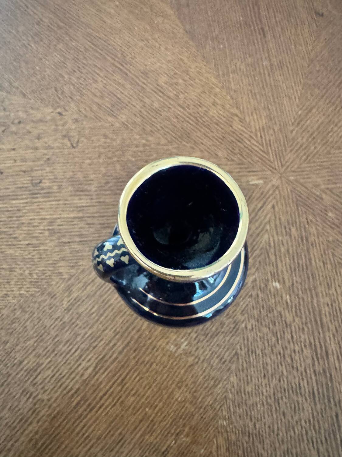 Greek amphora vase, 24k gold