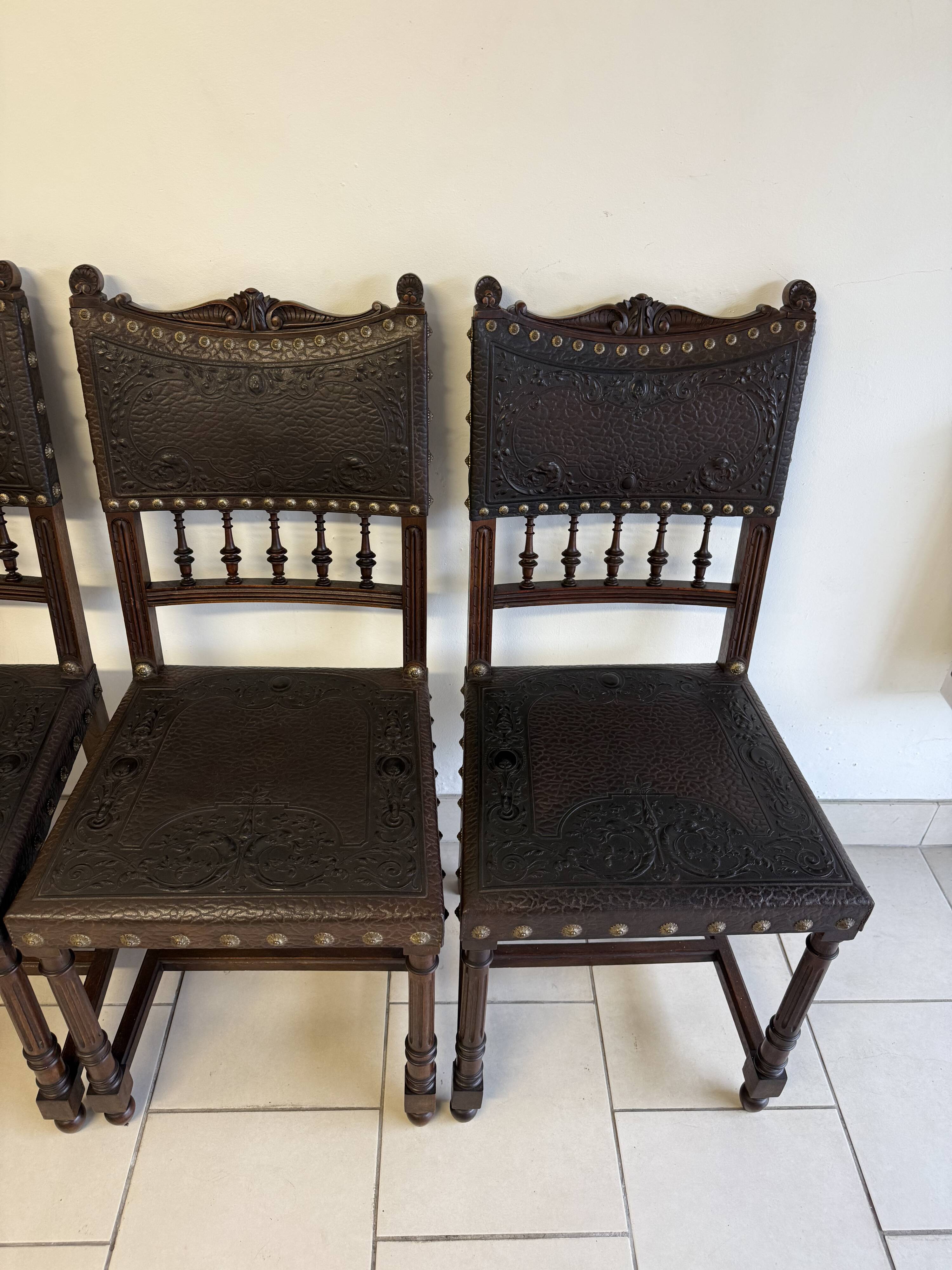 4 Henri IV wood and leather chairs