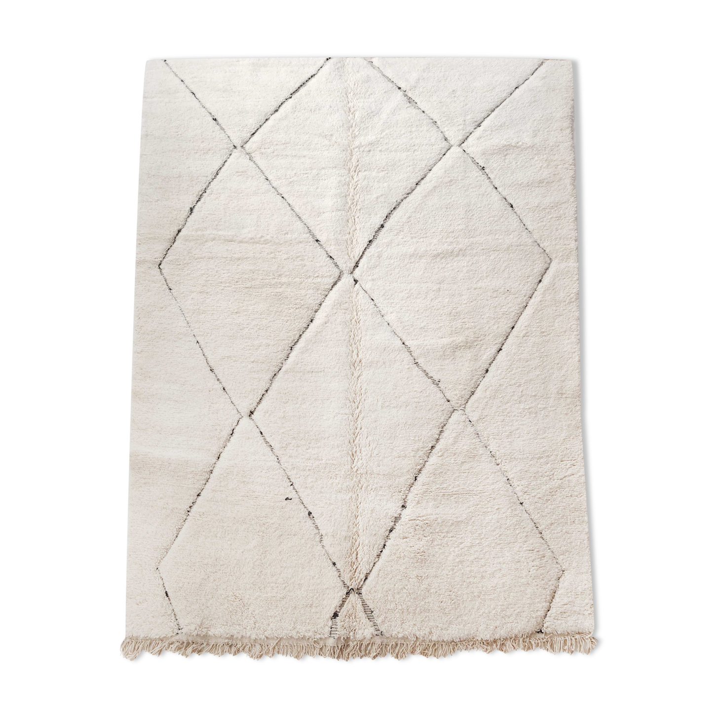 Moroccan Berber carpet Beni ouarain ecru with black diamonds engraved 306x199cm