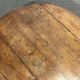 Table basse ovale en sapin début XXème