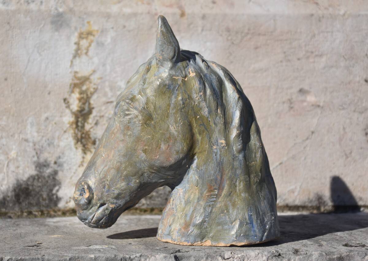 French school, Horse's head (circa 1940)