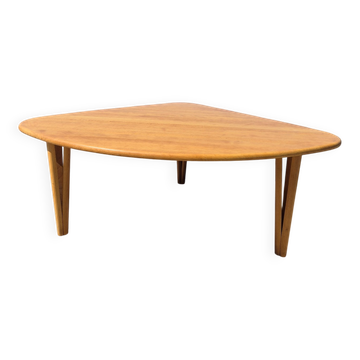 Table basse en design danois, forme organique Snedgergaarden