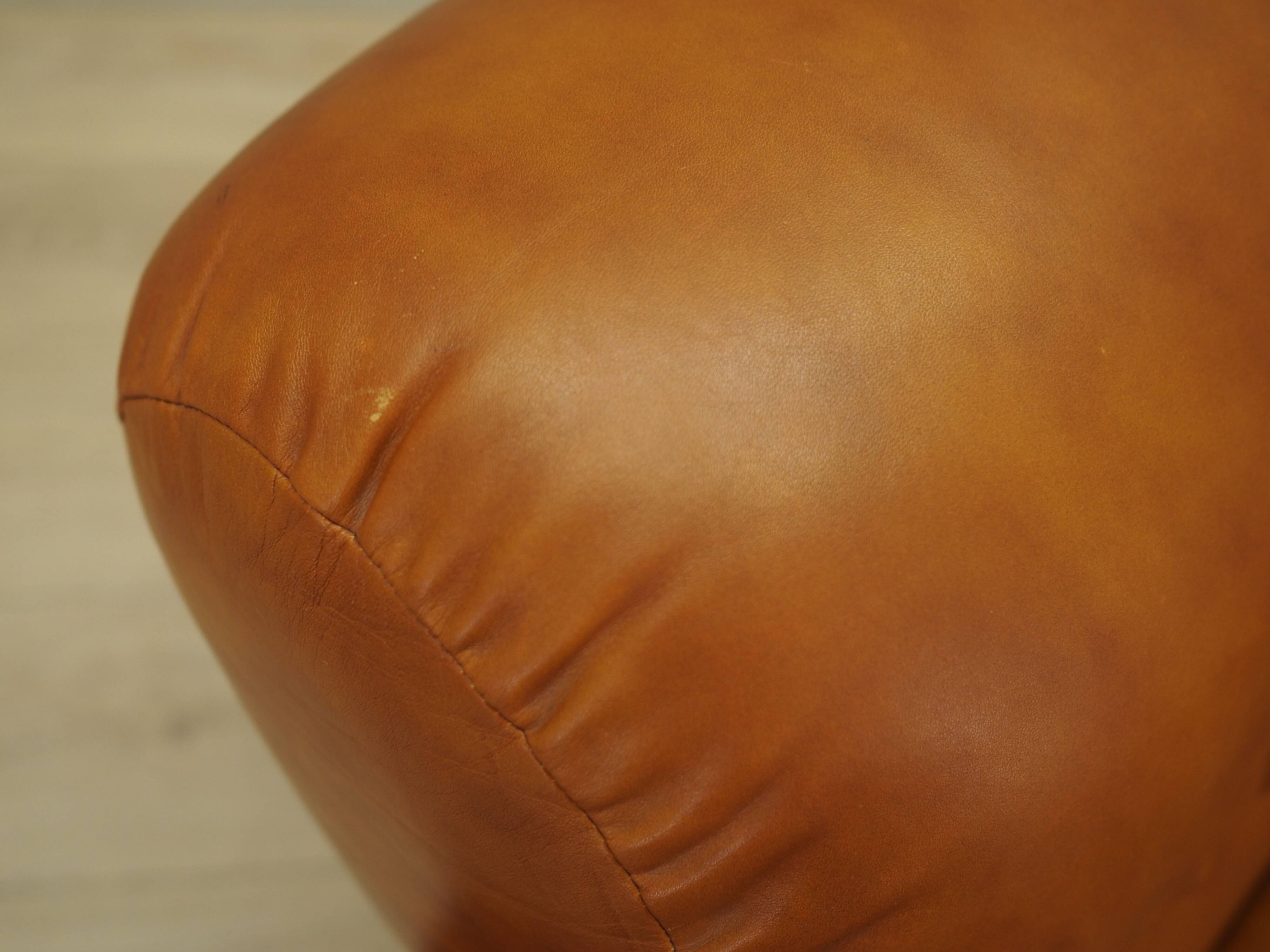 Leather armchair, Italian design, 1970s, production: Italy