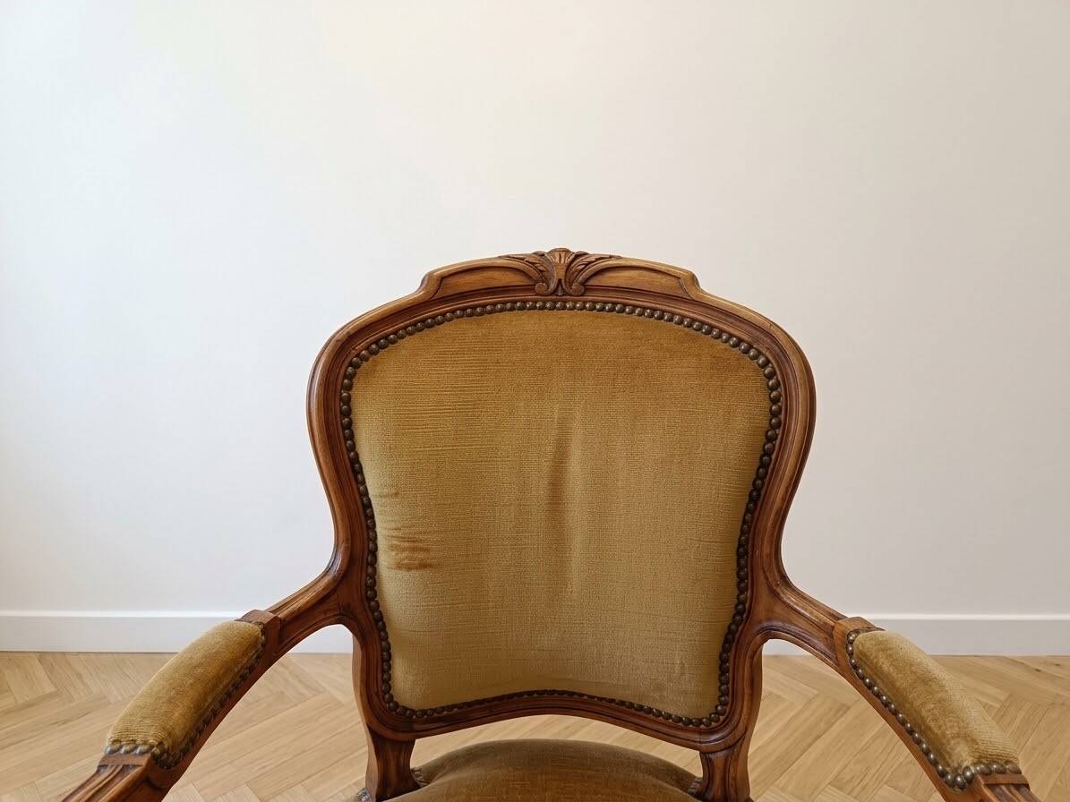 Pair of Louis XV armchairs in golden velvet