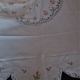 Round coat with eight Luxeuil lace towels embroidery hand linen