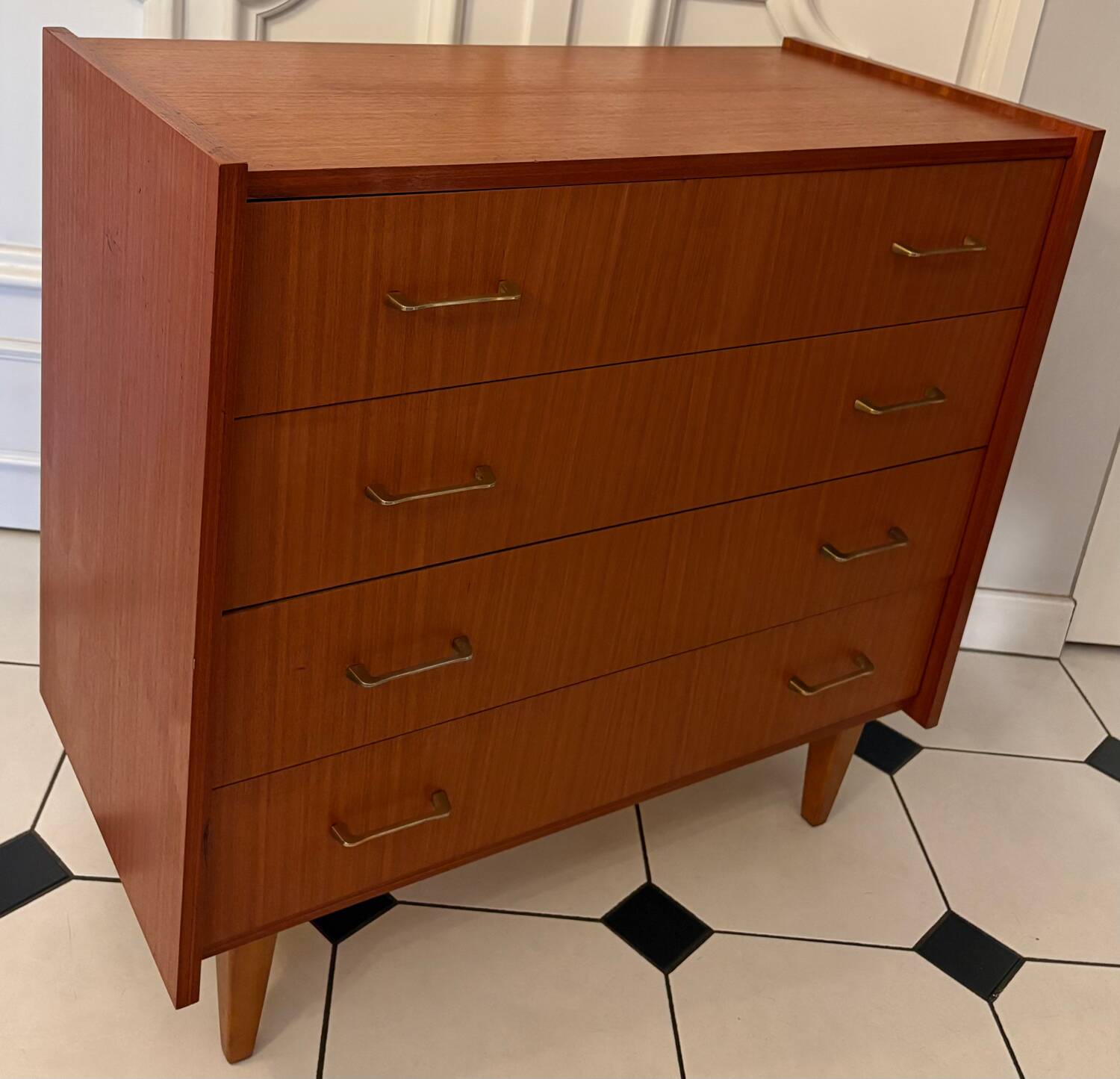 Commode vintage scandinave