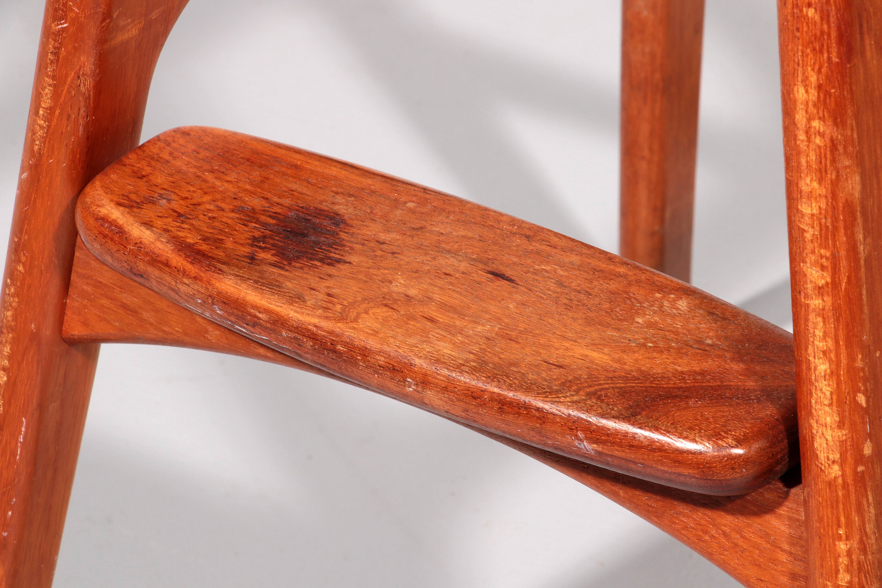 Design bar stool in wood and black leather by Erik Buch 1960