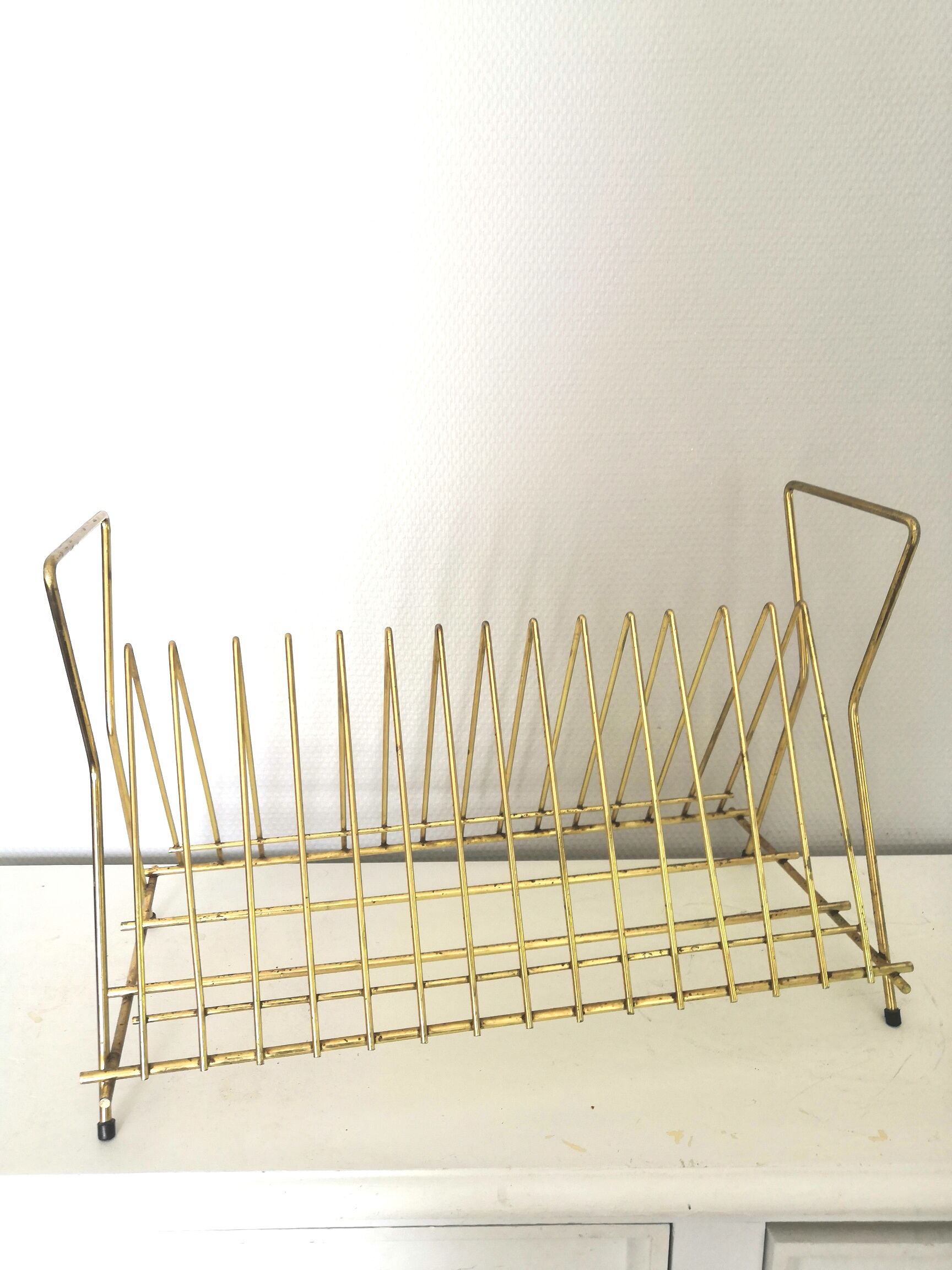Porte vinyles acier doré années 60