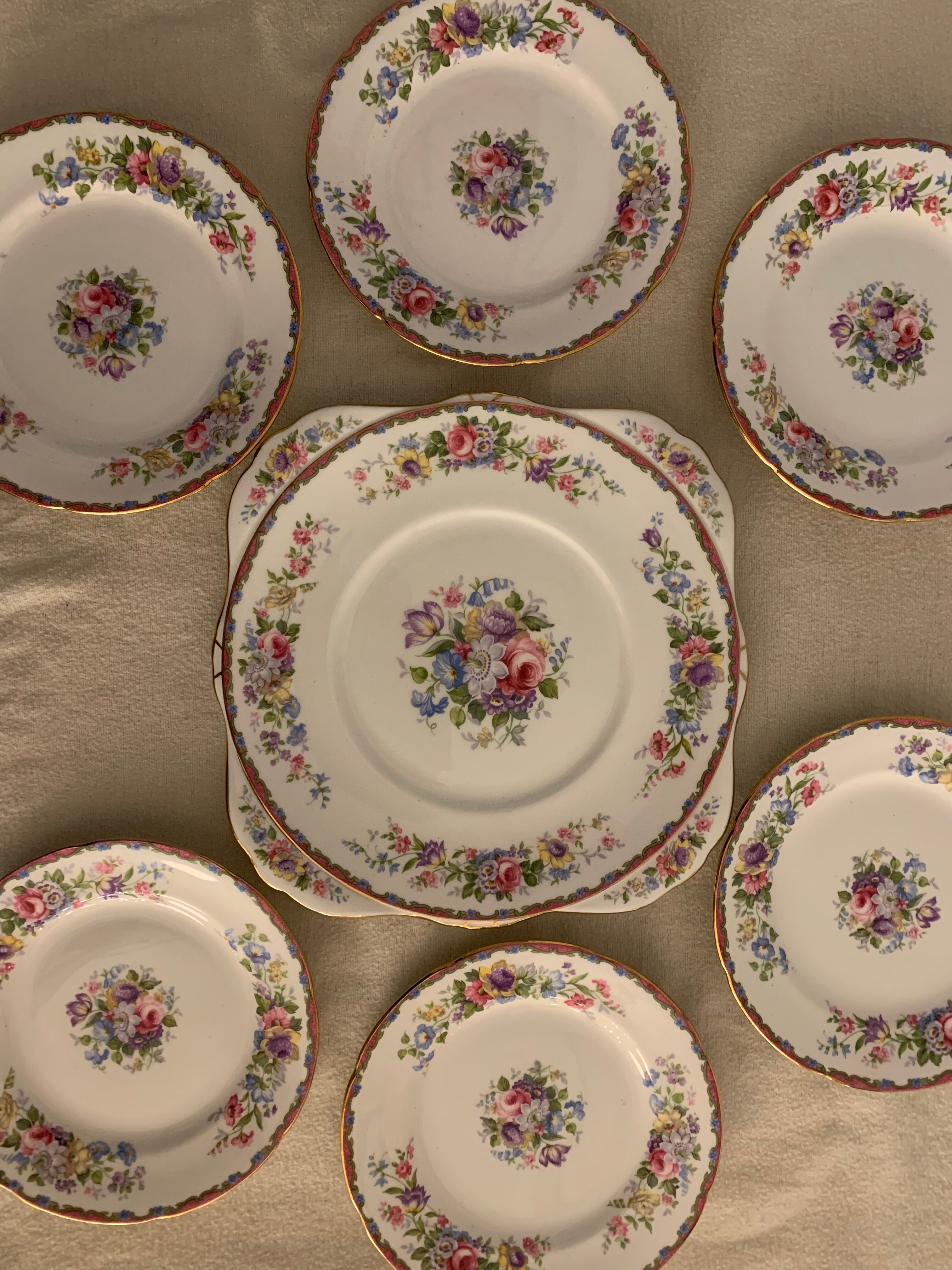 English dessert service 6 plates and 1 Grafton Royal dish
