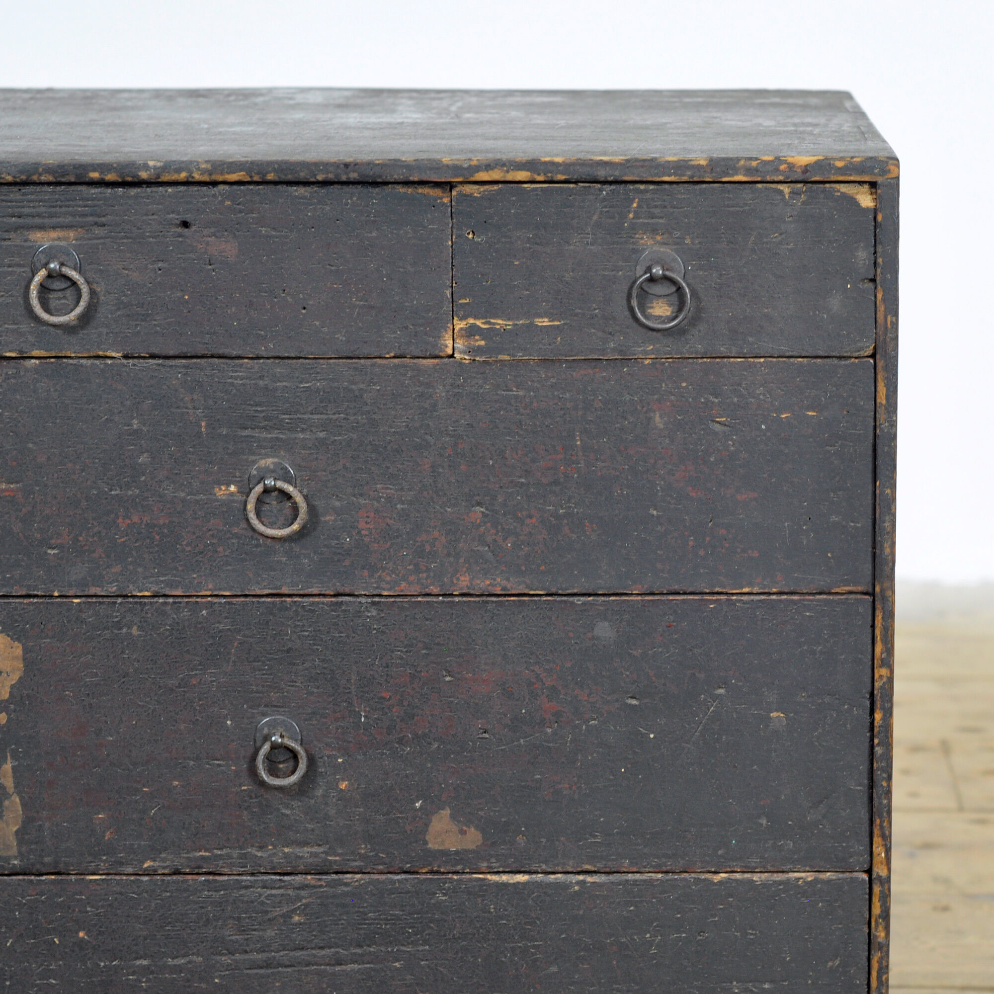 Petite commode japonaise antique, vers 1900