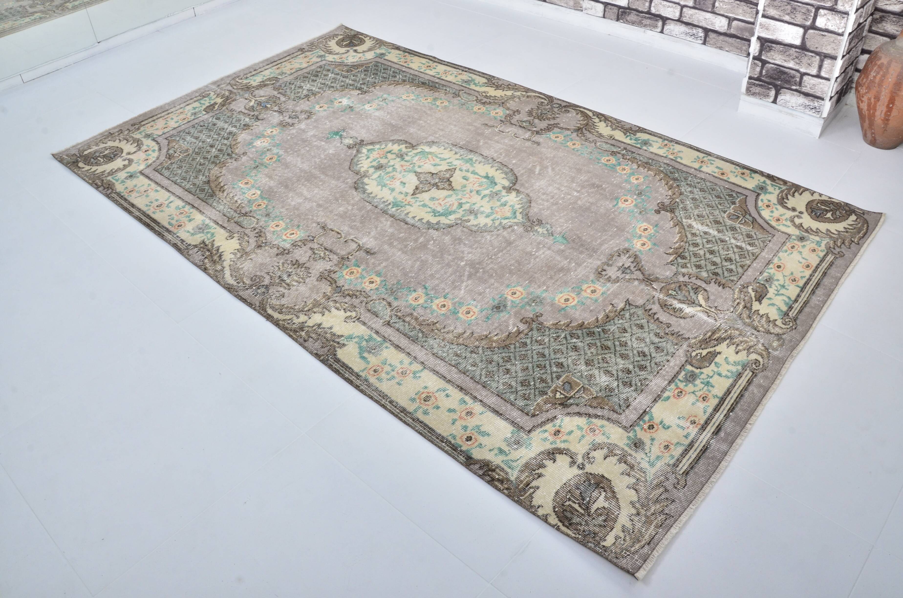 Geometric Tribal Wool Vintage Rug