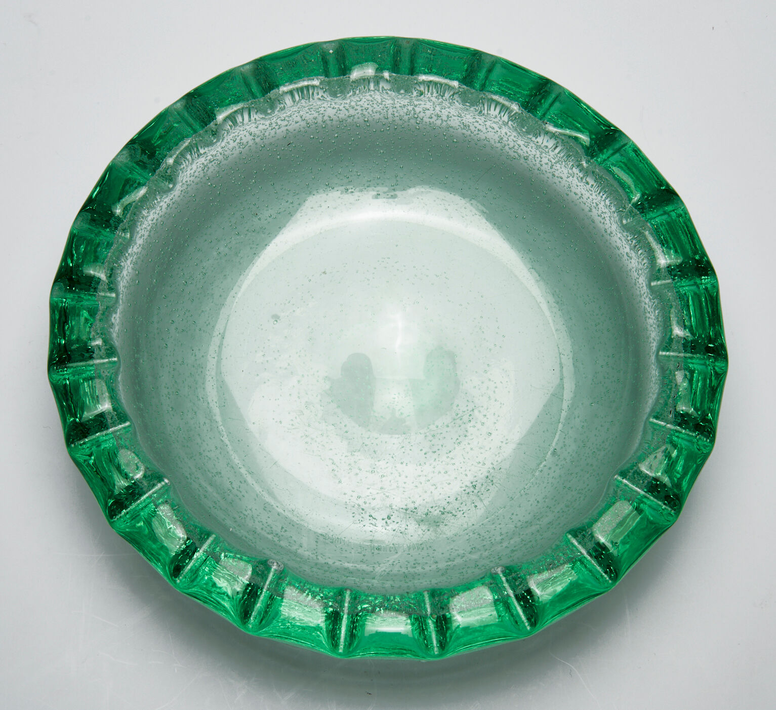 Cut/empty pocket daum art deco crystal bubbled green