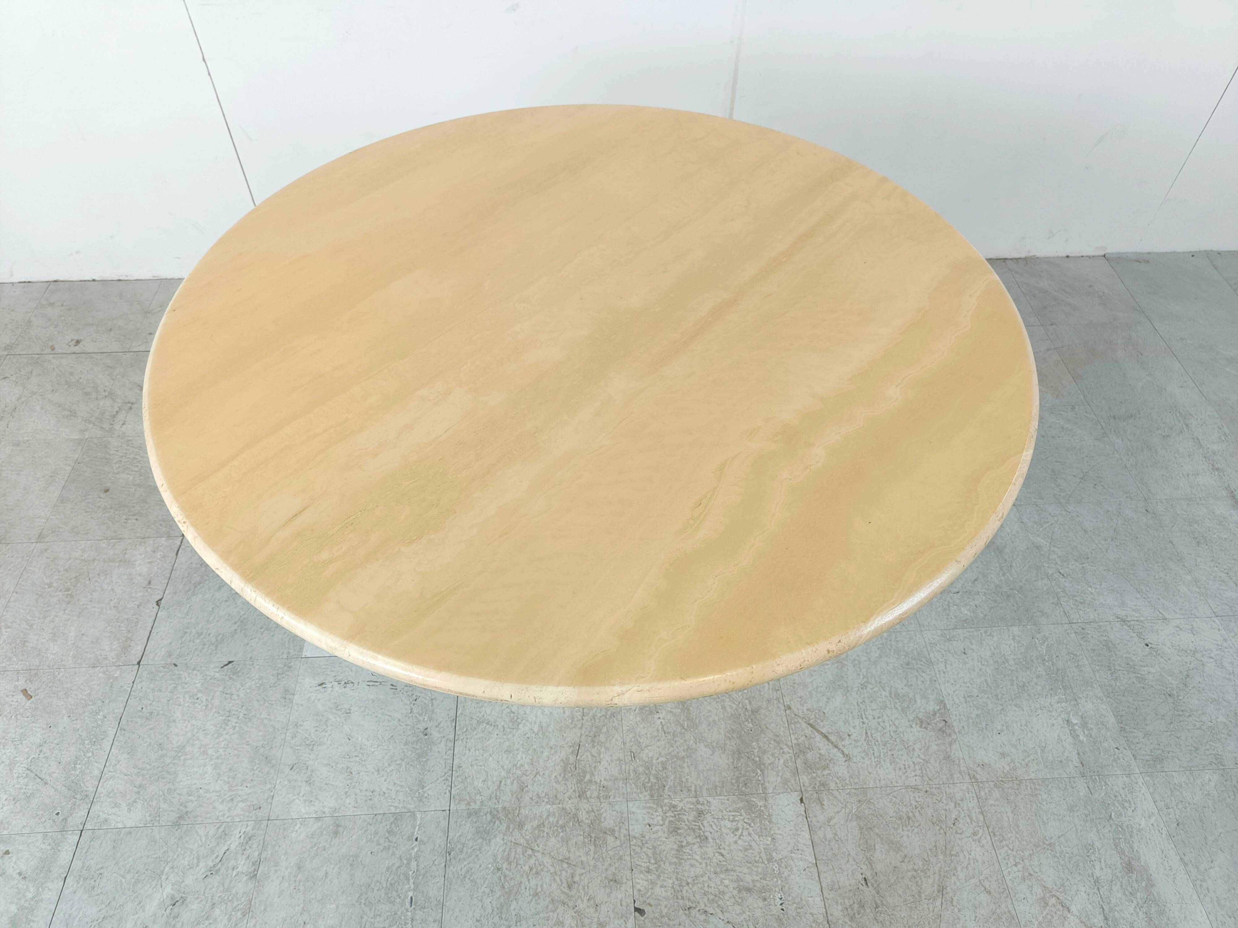 Round italian travertine dining table 1970s