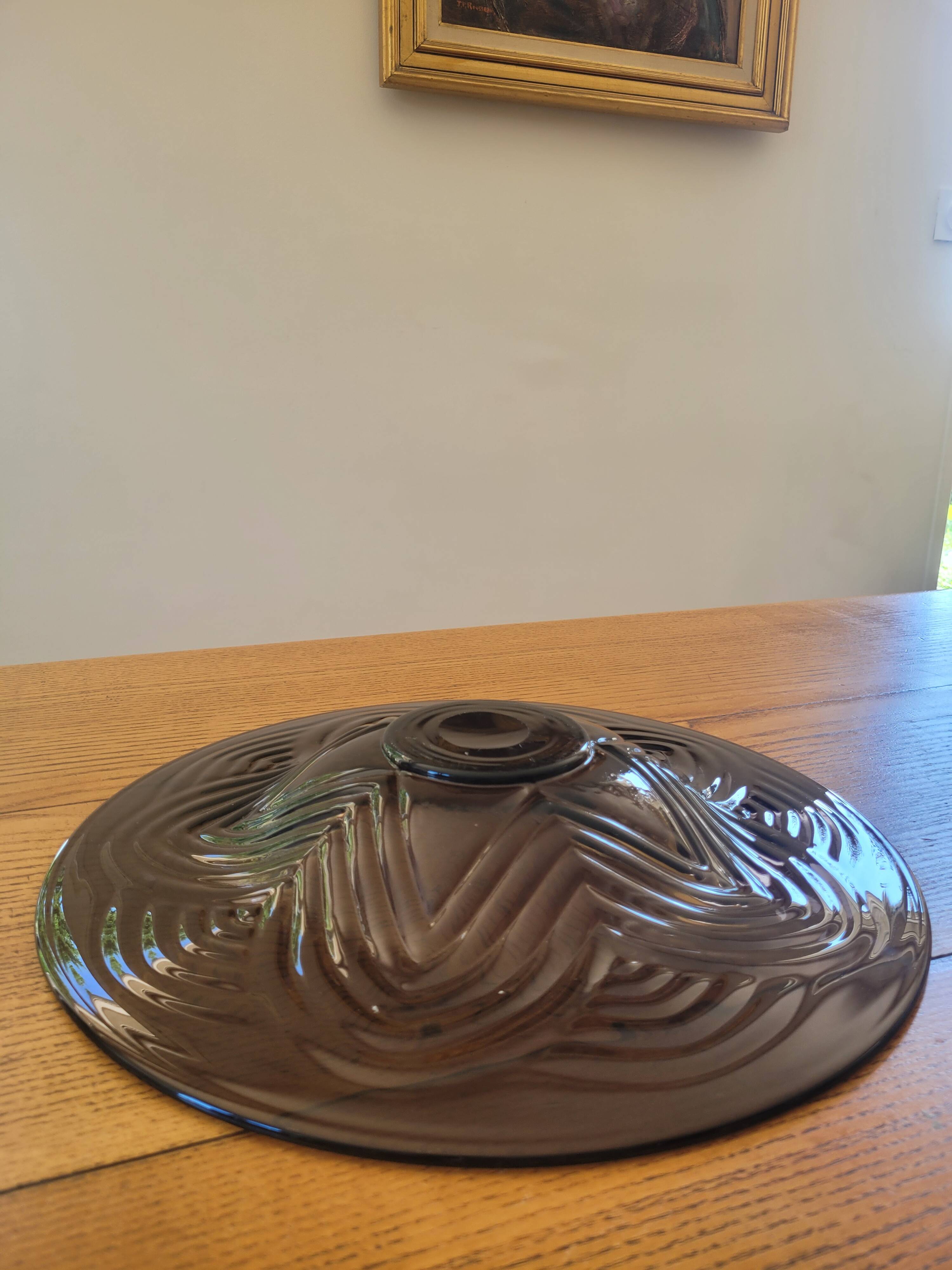Grande coupe à fruit/centre de table Art déco en verre fumé