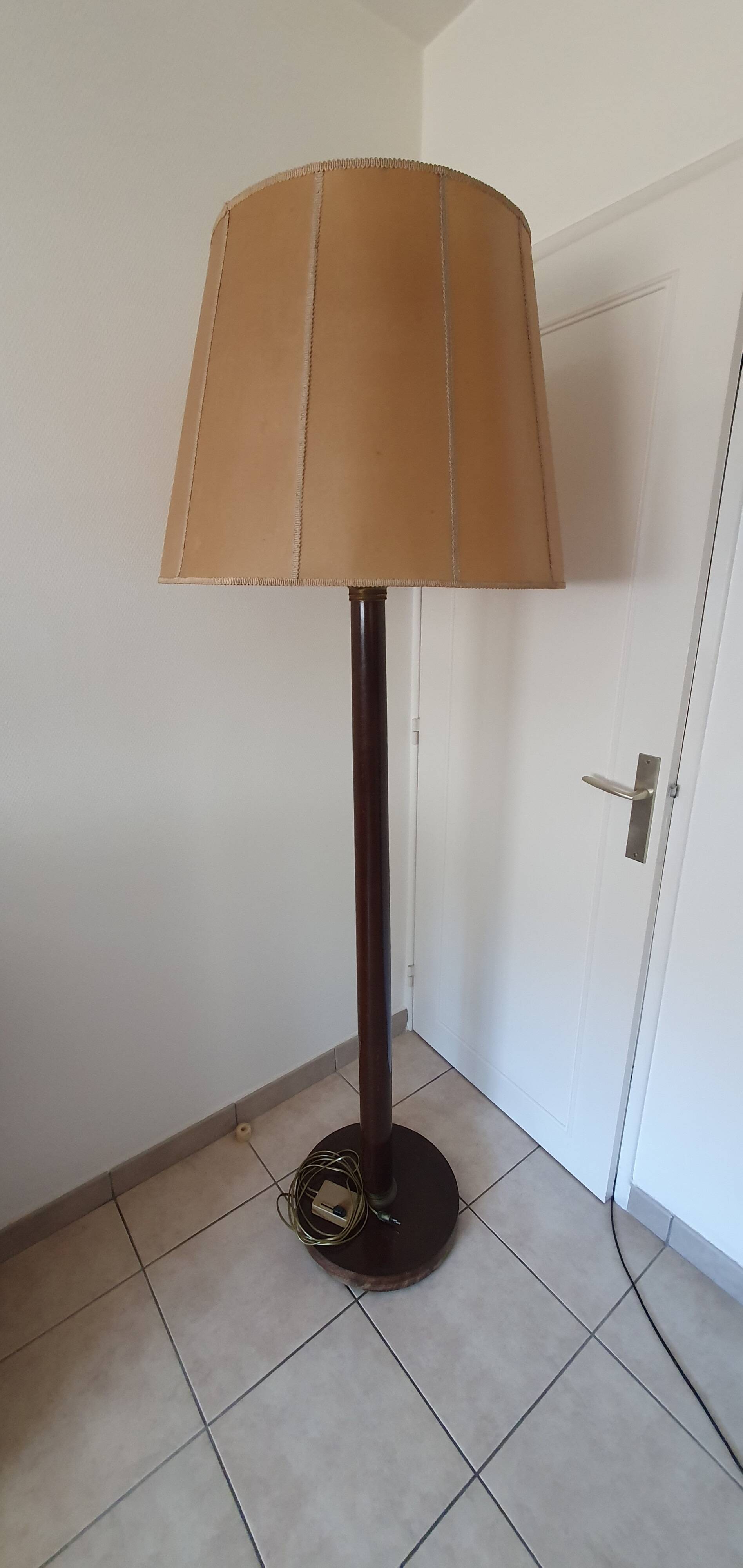 Vintage floor lamp from the 1950s, shade made of pig bladder.