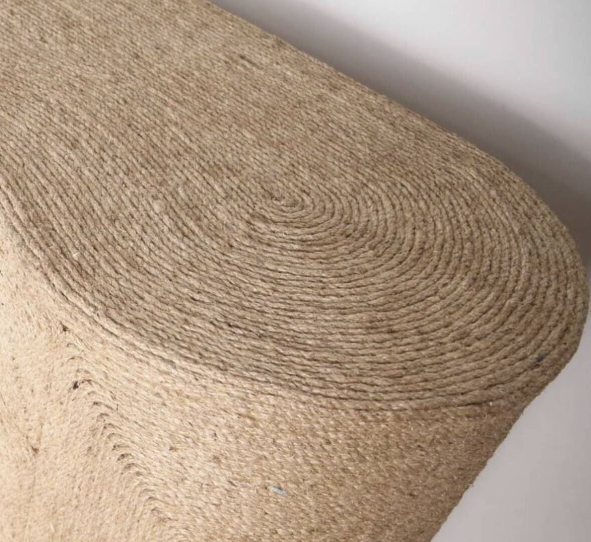 Rope chest of drawers