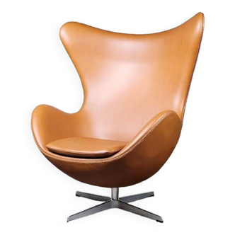 Fauteuil EGG Arne Jacobsen cuir Walnut