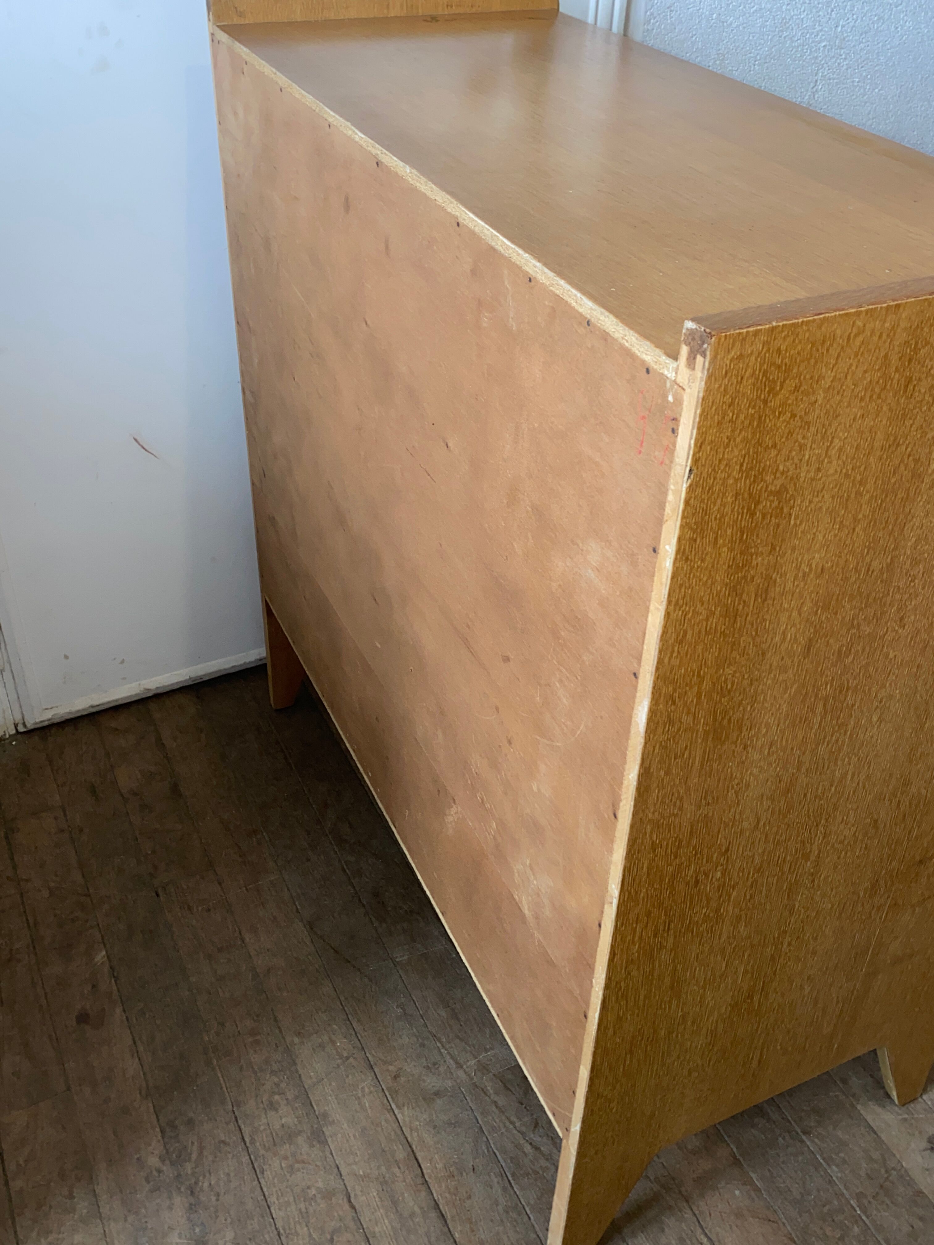 Vintage chest of drawers