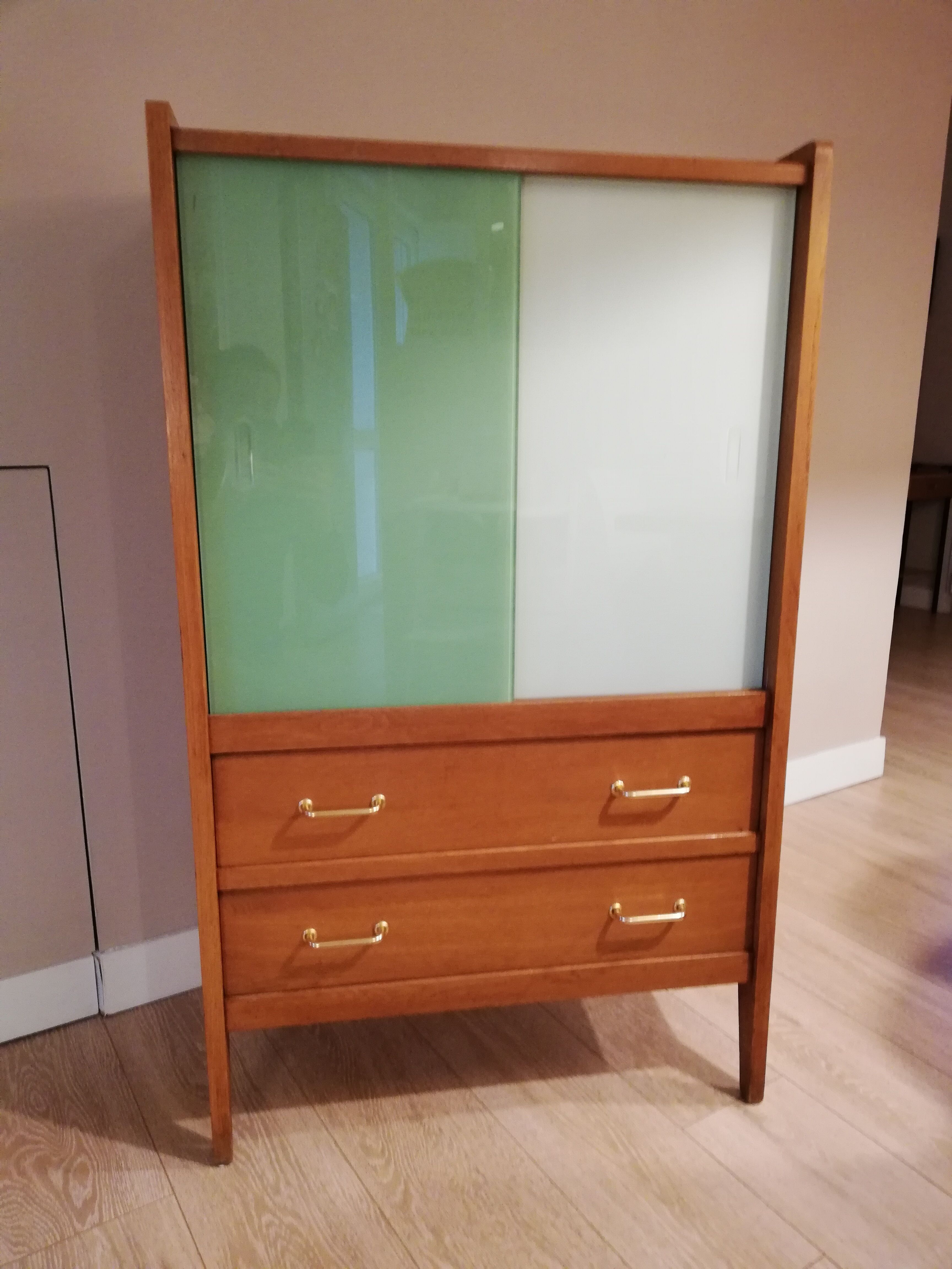 Small buffet 60s