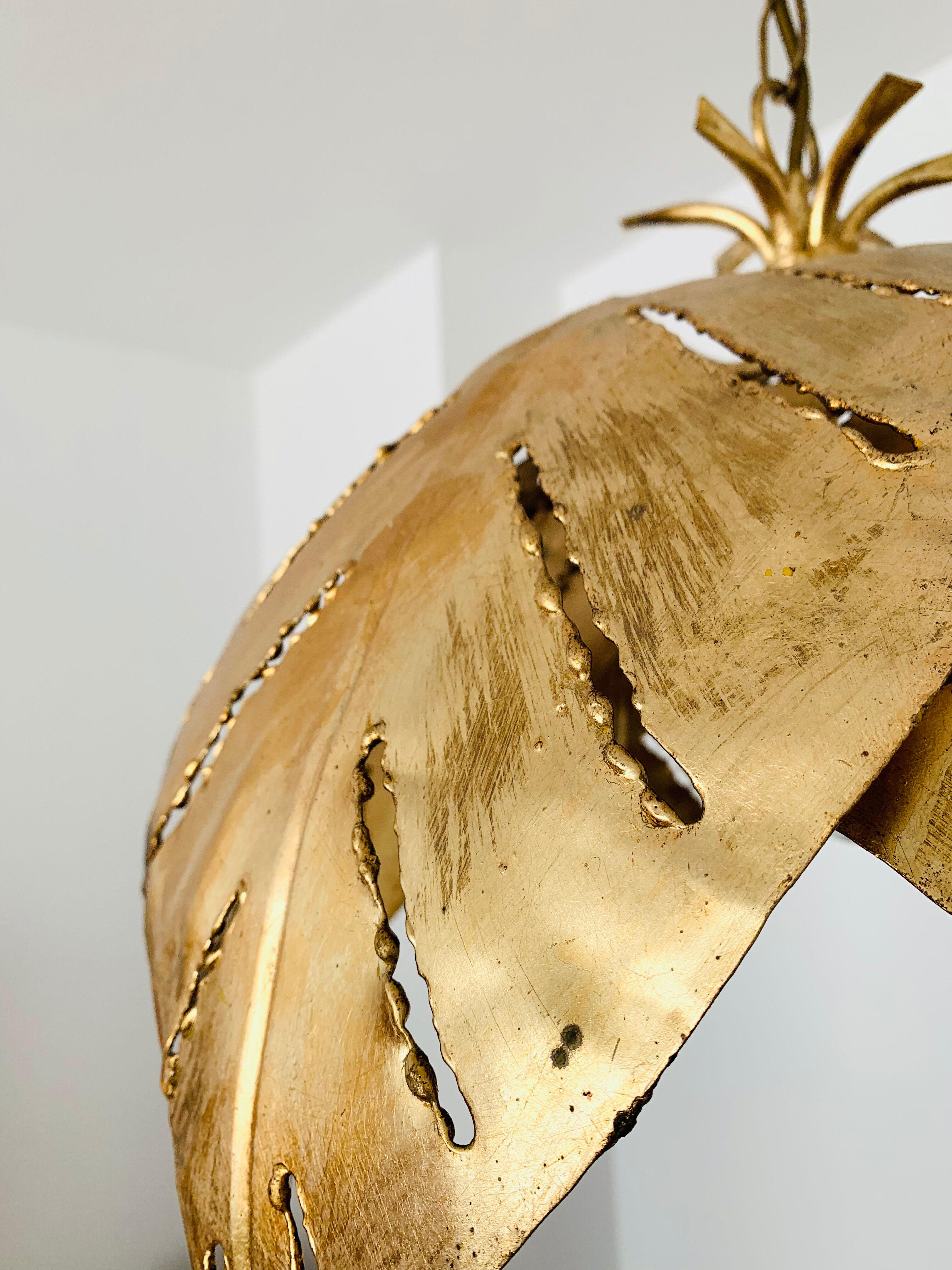 Lustre en feuille de palmier hollywood régence italienne dorée par Hans Kögl
