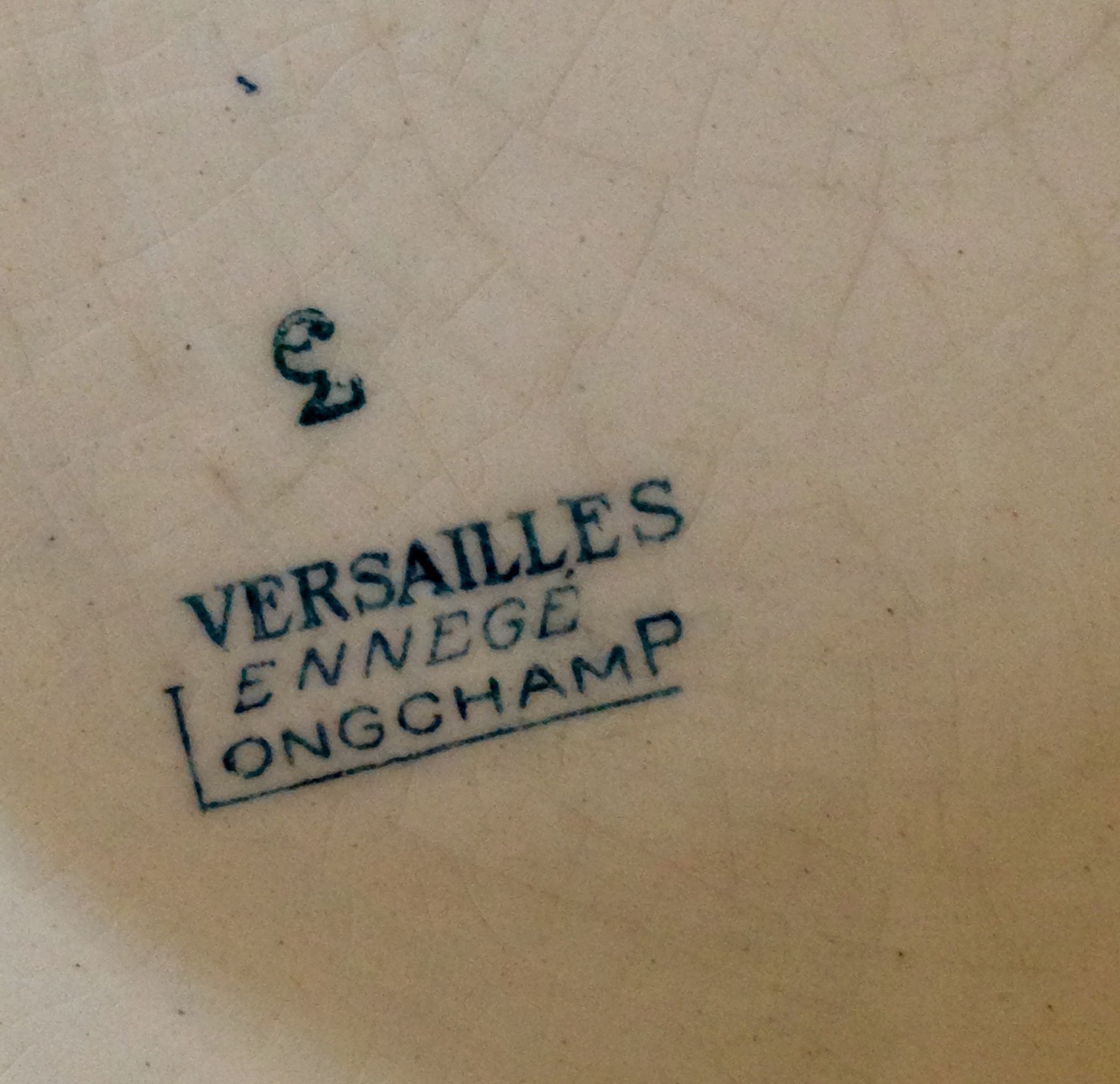 Assiette piédouche Longchamp circa 1930