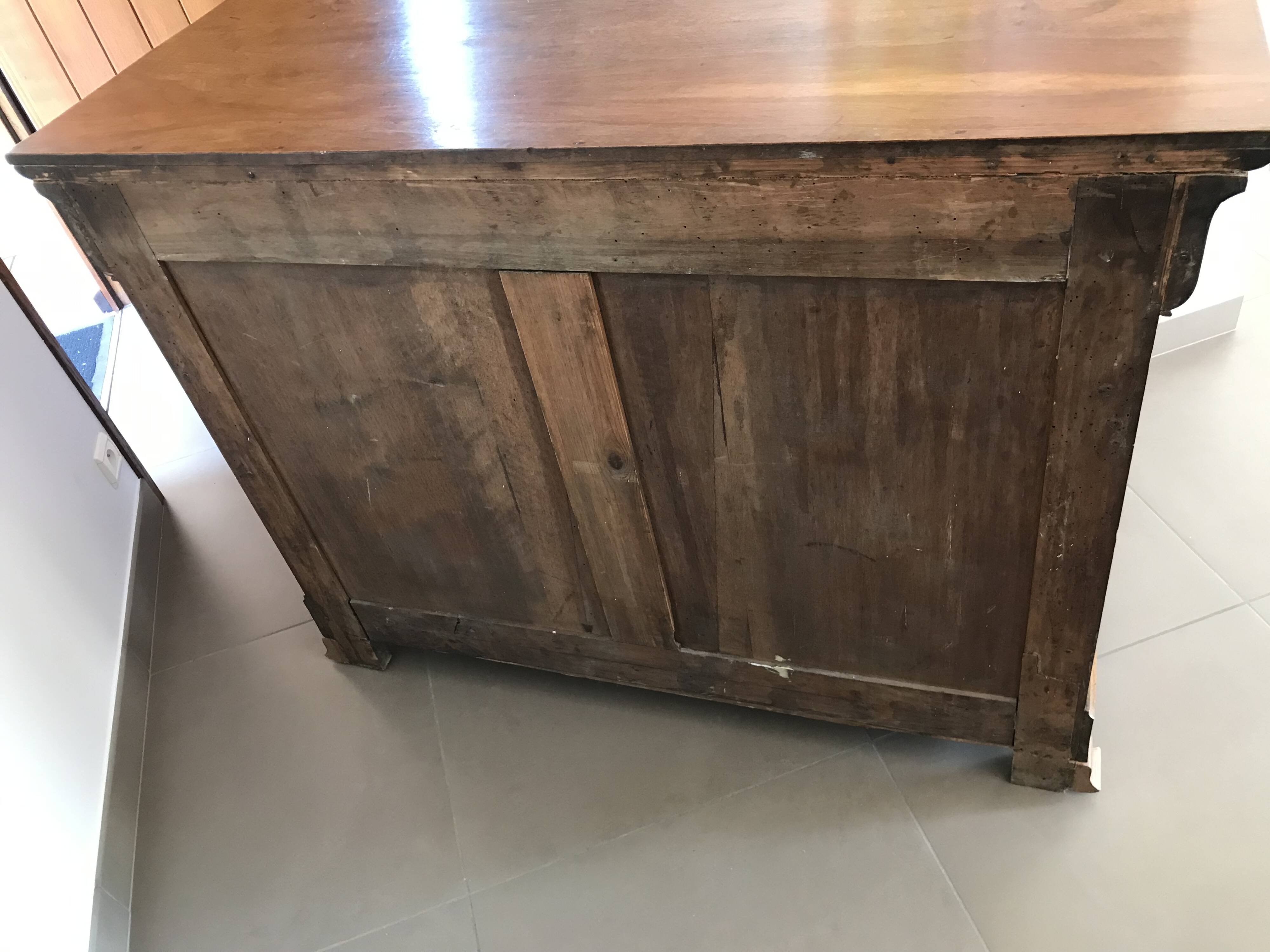 Commode louis philippe en noyer