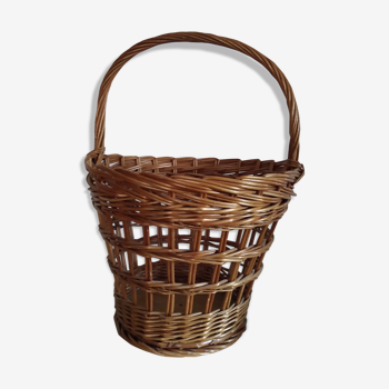 Basket with vintage wicker handle