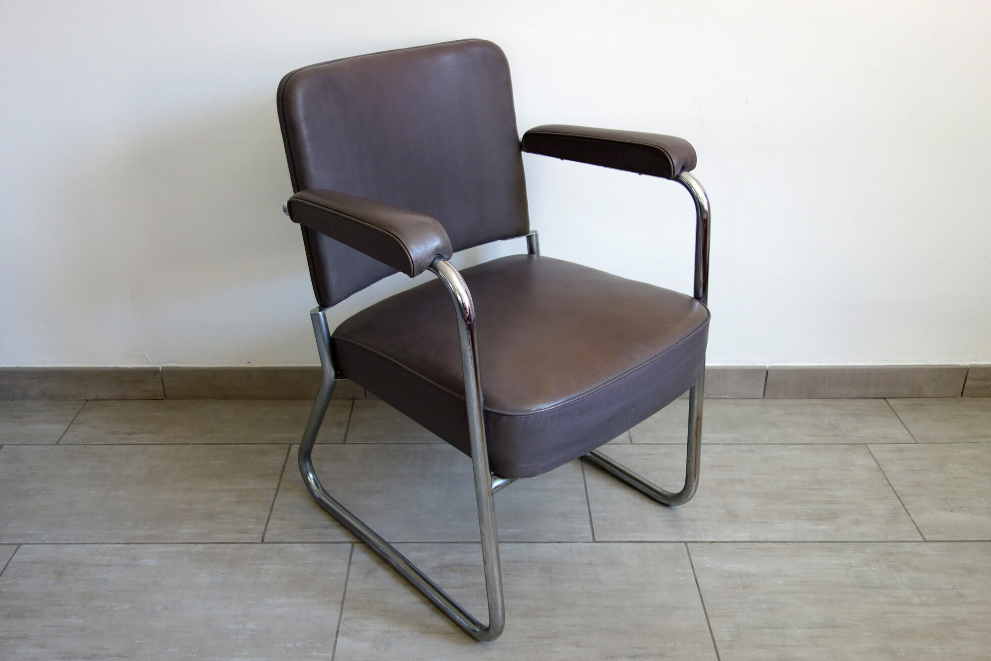 Former Ronéo industrial chair