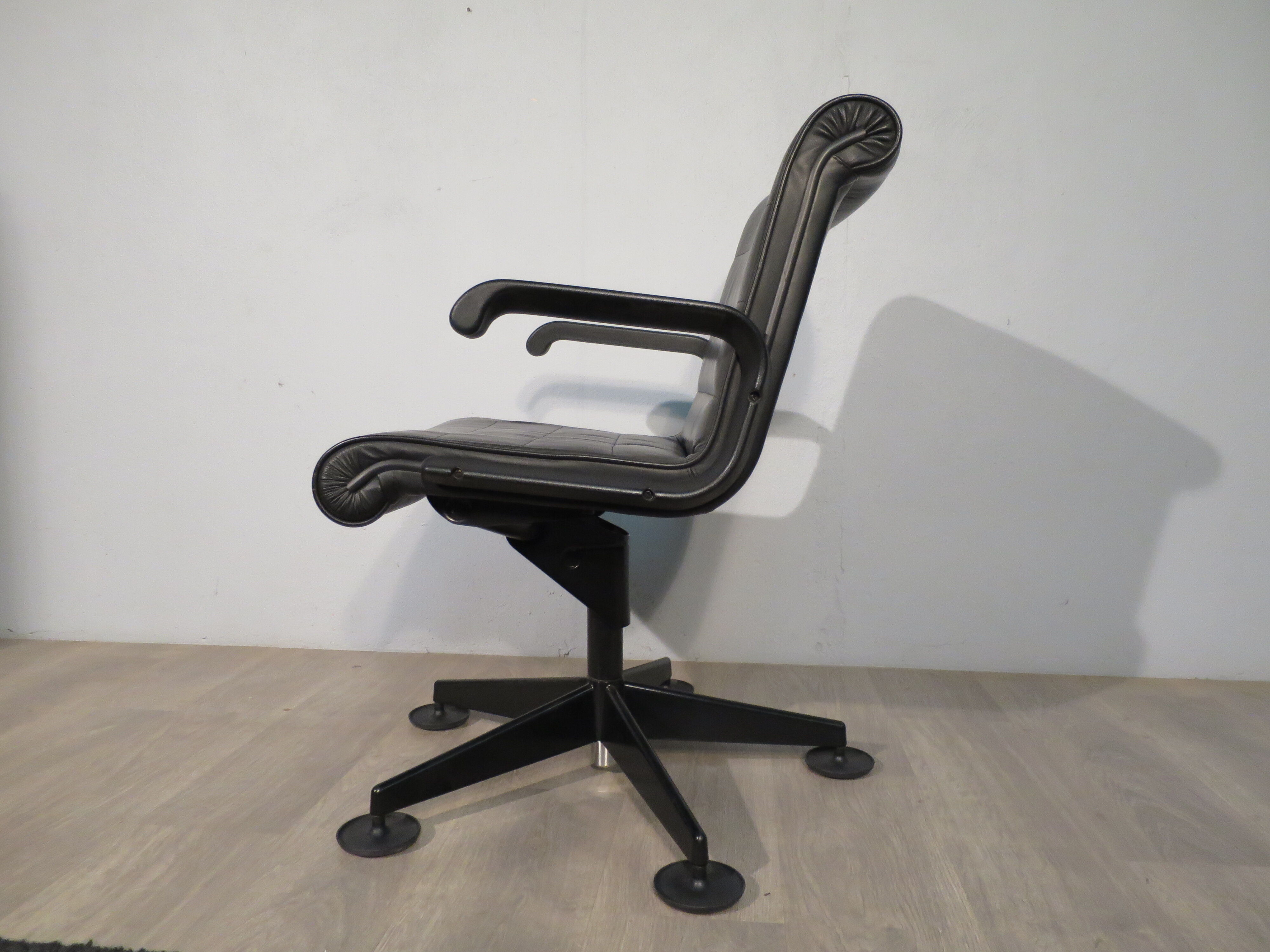 Richard Sapper armchair edited by Knoll