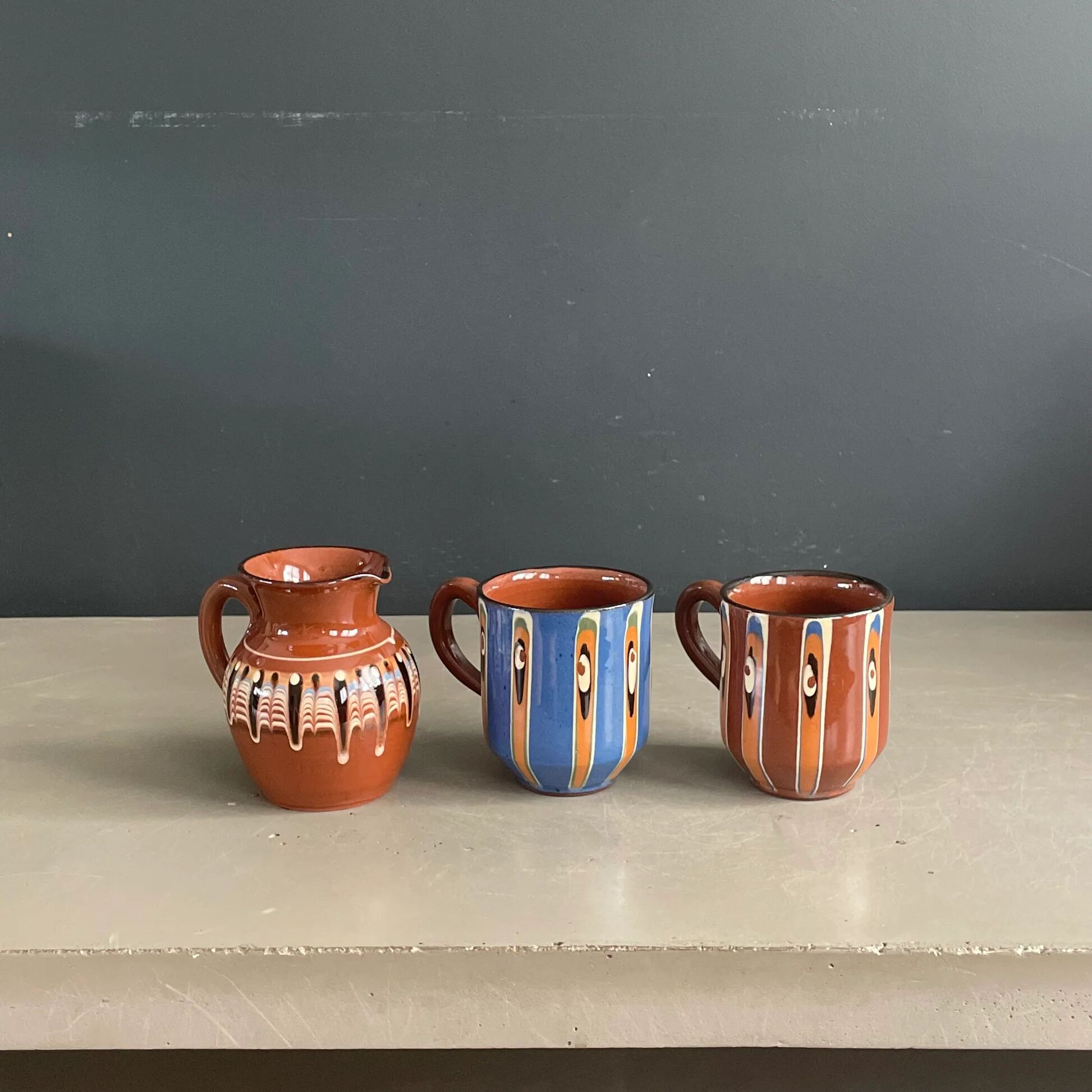 Cup and milk jug set - Bulgaria