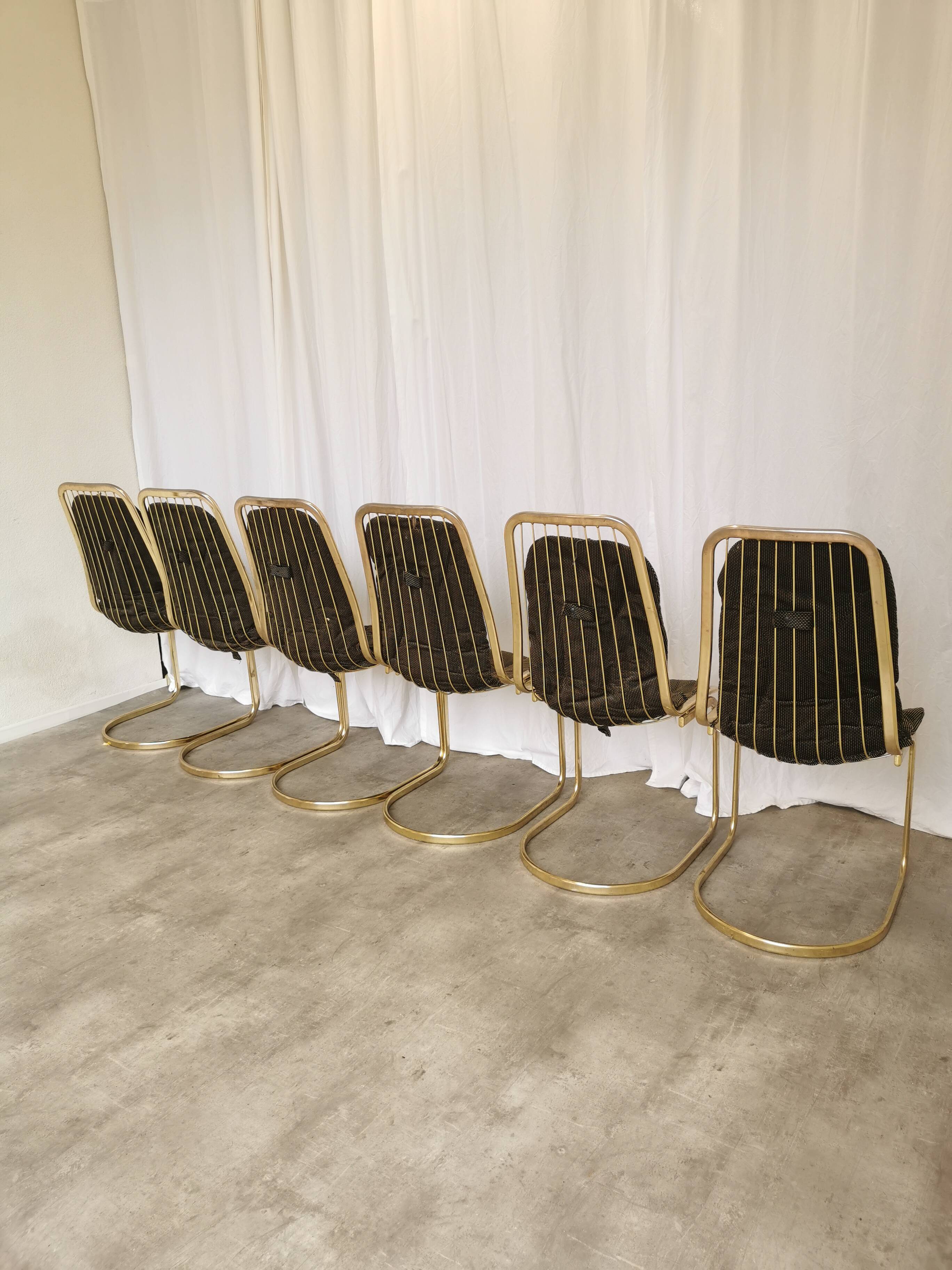 Set of 6 Vintage Gold Chrome Dining Chairs: Italian Mid-Century Design