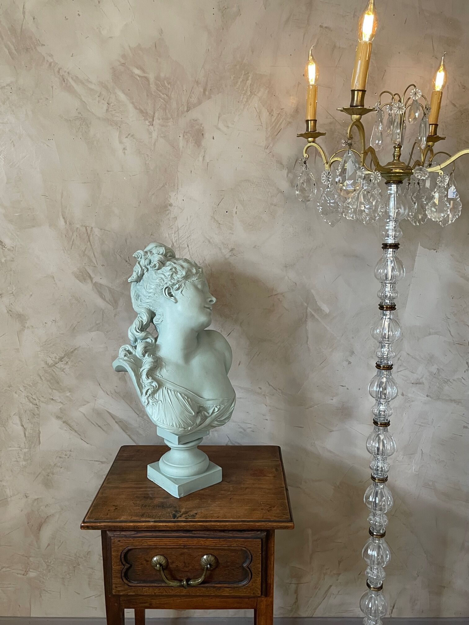 Bust Carrier-belleuse