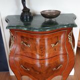 Commode sauteuse marquetee de style Louis XV