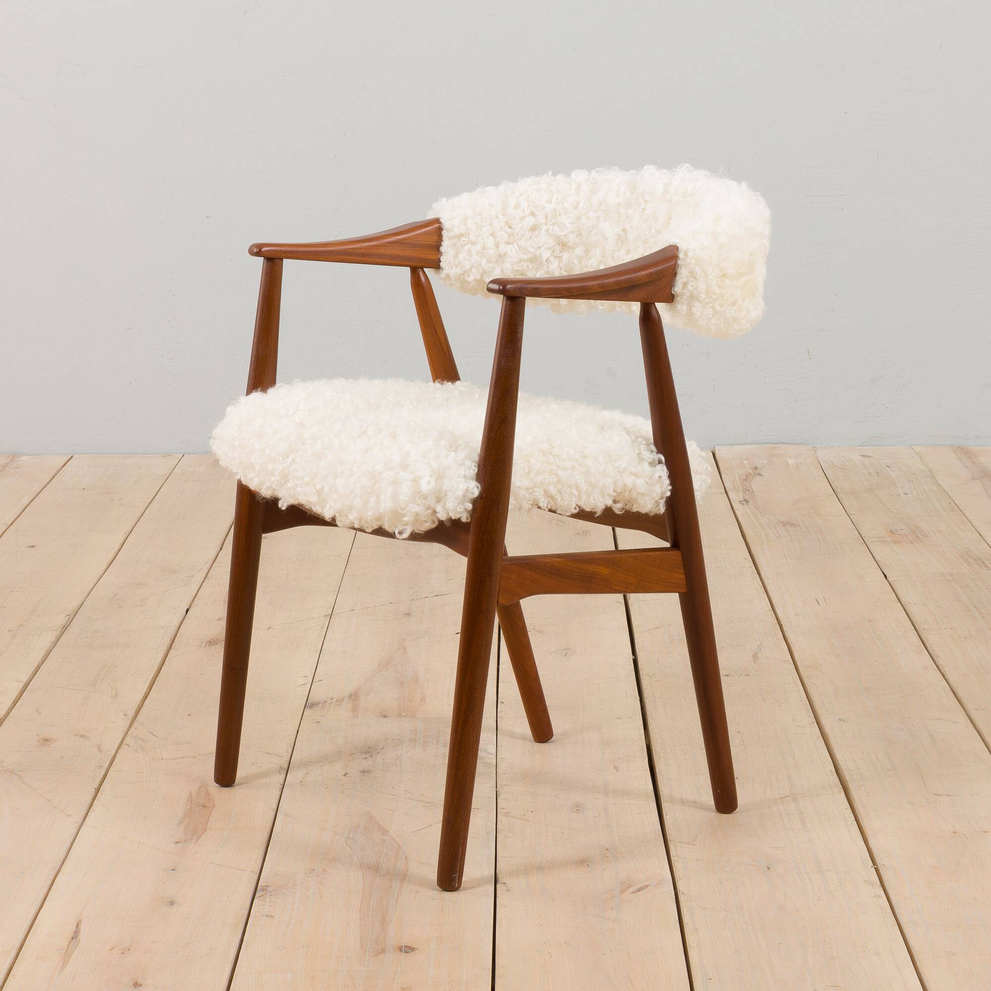Th. Herlev, Farstrup solid teak chair in natural sheepskin upholstery, Denm
