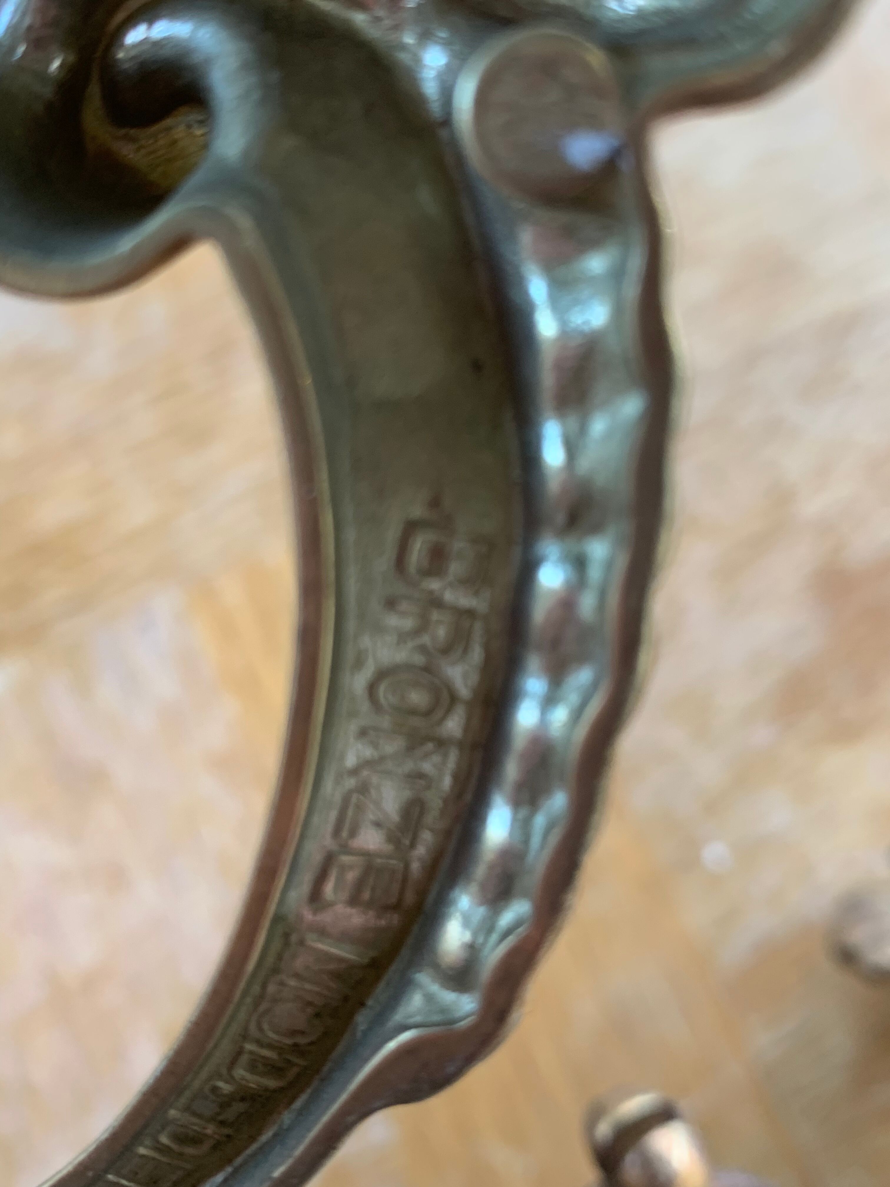 Wall lamp in gilded bronze style Louis XV baroque vintage