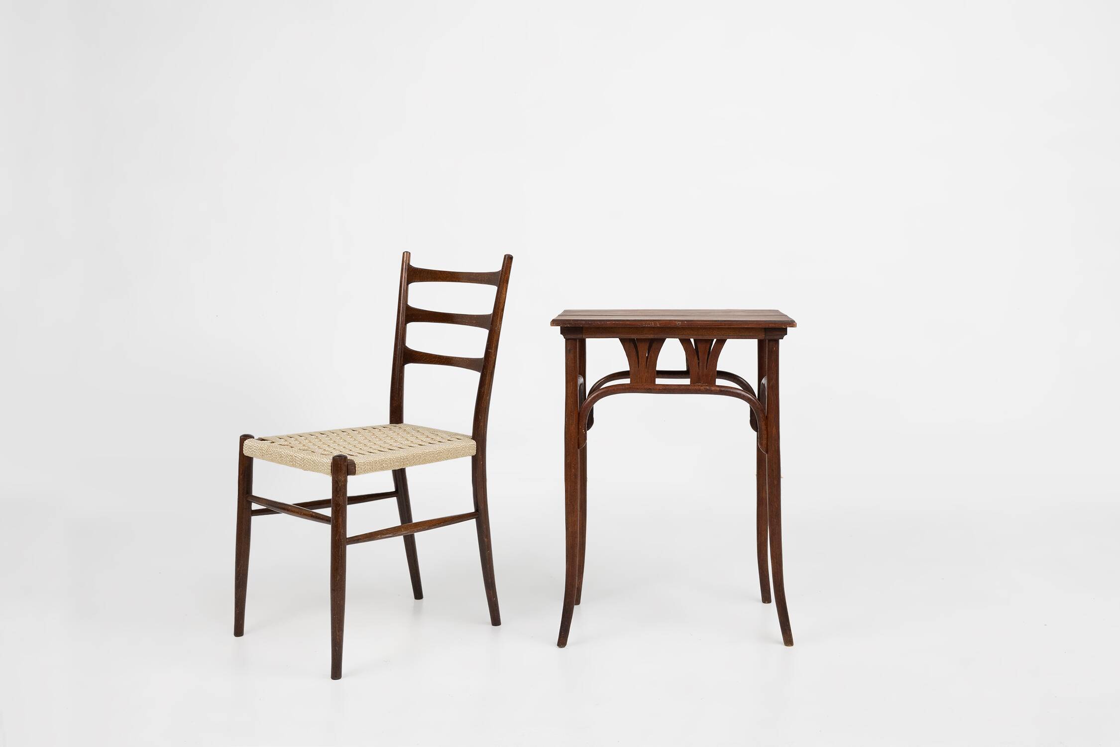 J. & J. Kohn art nouveau side table in bentwood, Austria ca. 1910